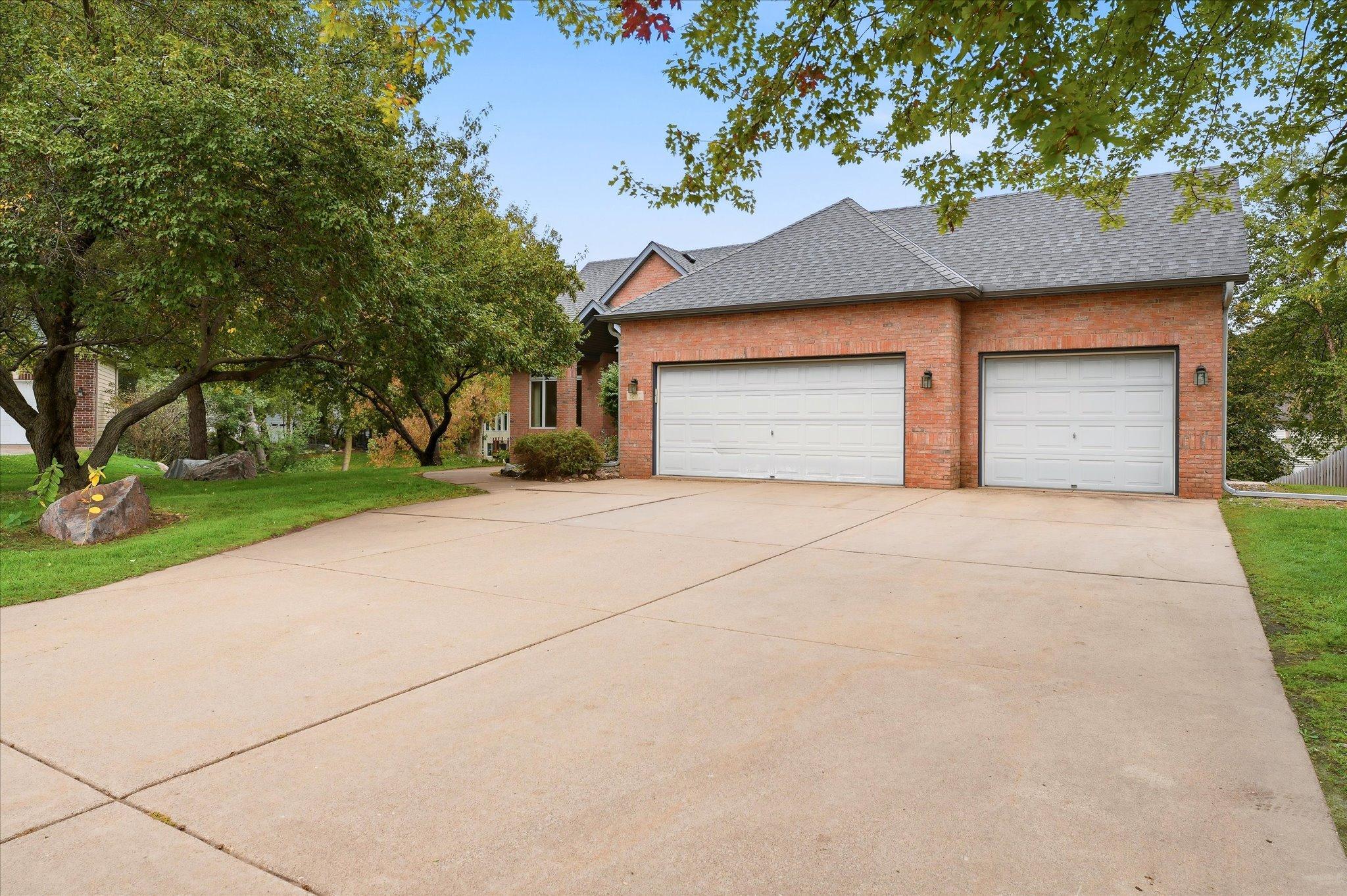 View of Residential at 3200 Bent Tree Hills Drive, New Brighton MN 55112, New Brighton (11 of 33) - Mike Wilen | Minnesota Team Real Estate