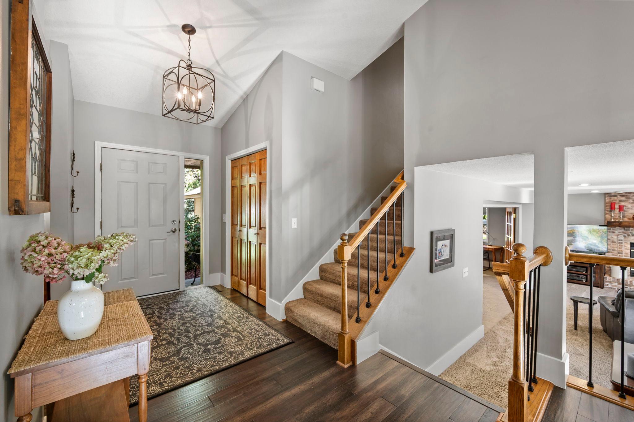 View of Residential at 1205 Hilloway Circle, Burnsville MN 55306, Burnsville (5 of 54) - Mike Wilen | Minnesota Team Real Estate
