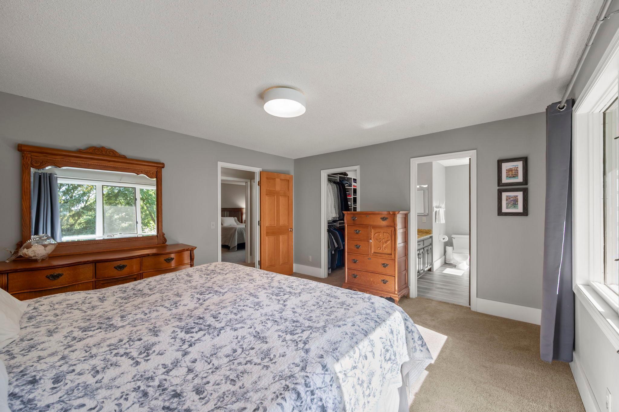 View of Residential at 1205 Hilloway Circle, Burnsville MN 55306, Burnsville (22 of 54) - Mike Wilen | Minnesota Team Real Estate