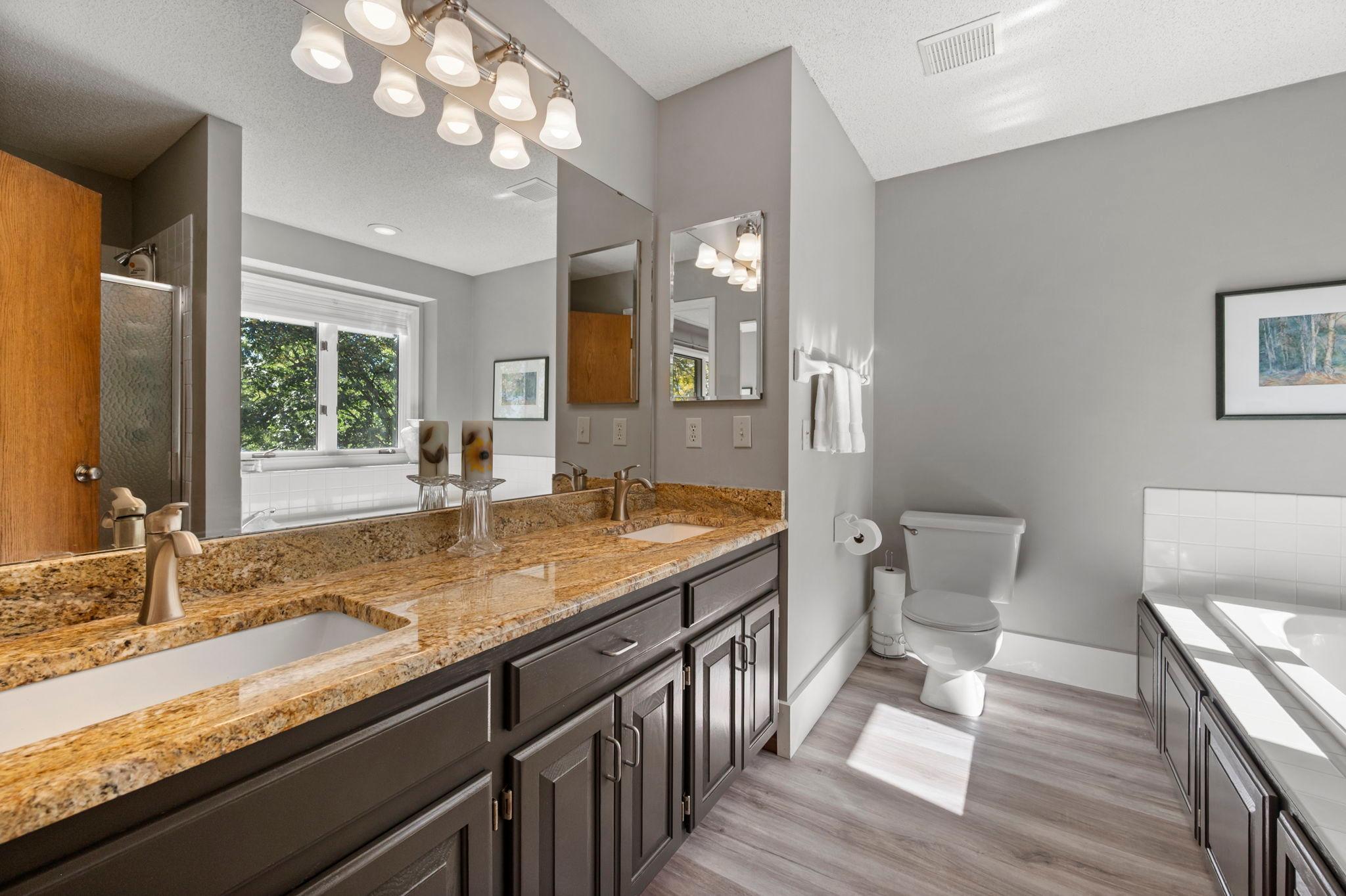 View of Residential at 1205 Hilloway Circle, Burnsville MN 55306, Burnsville (23 of 54) - Mike Wilen | Minnesota Team Real Estate