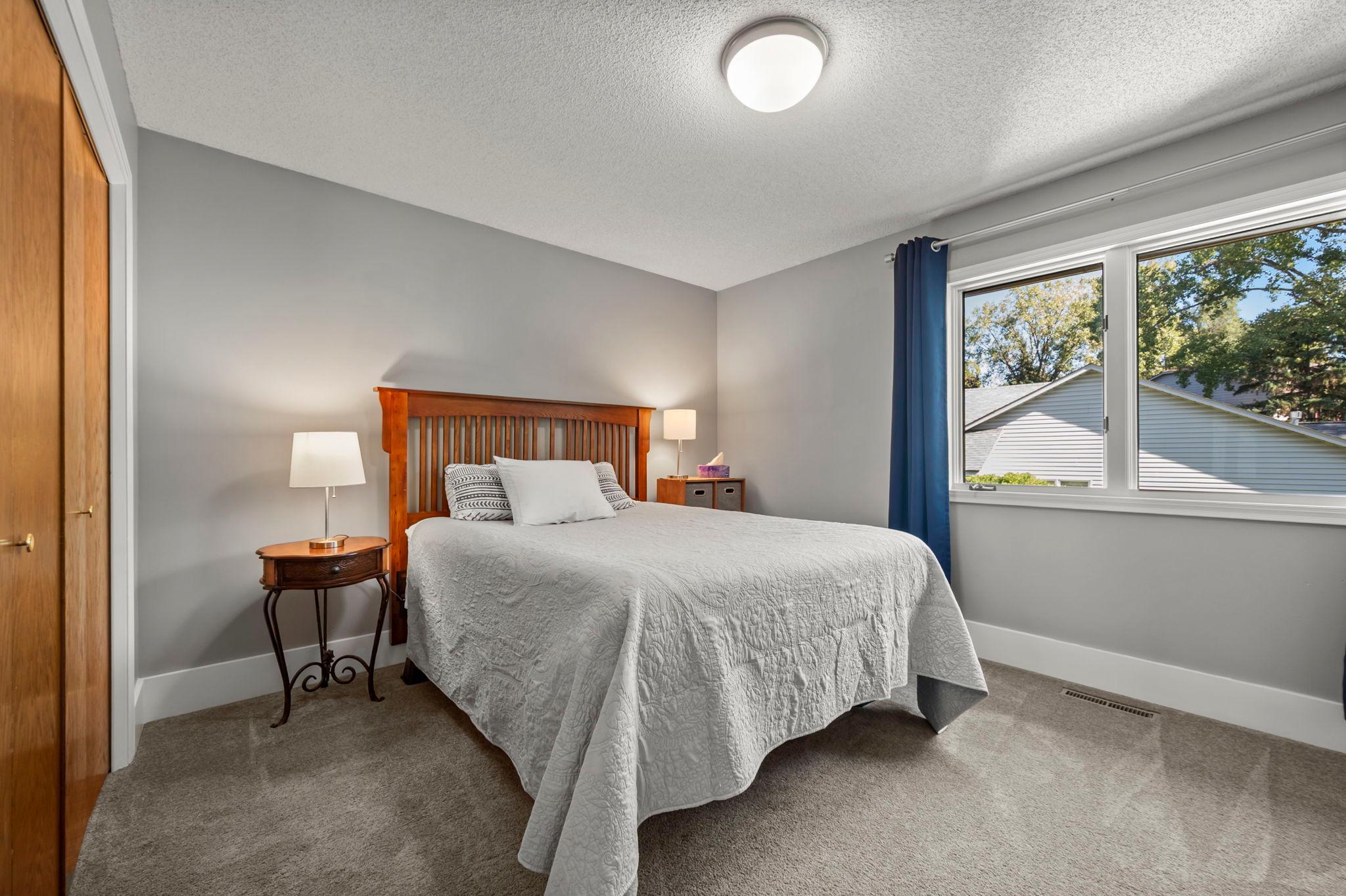 View of Residential at 1205 Hilloway Circle, Burnsville MN 55306, Burnsville (27 of 54) - Mike Wilen | Minnesota Team Real Estate