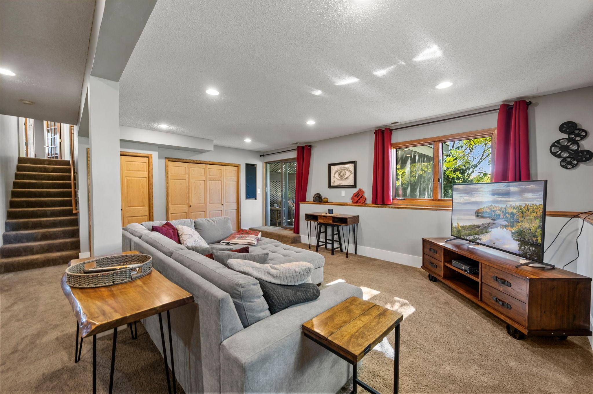 View of Residential at 1205 Hilloway Circle, Burnsville MN 55306, Burnsville (30 of 54) - Mike Wilen | Minnesota Team Real Estate