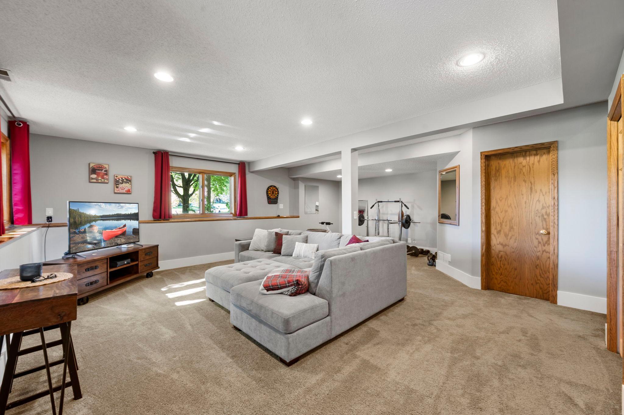 View of Residential at 1205 Hilloway Circle, Burnsville MN 55306, Burnsville (31 of 54) - Mike Wilen | Minnesota Team Real Estate