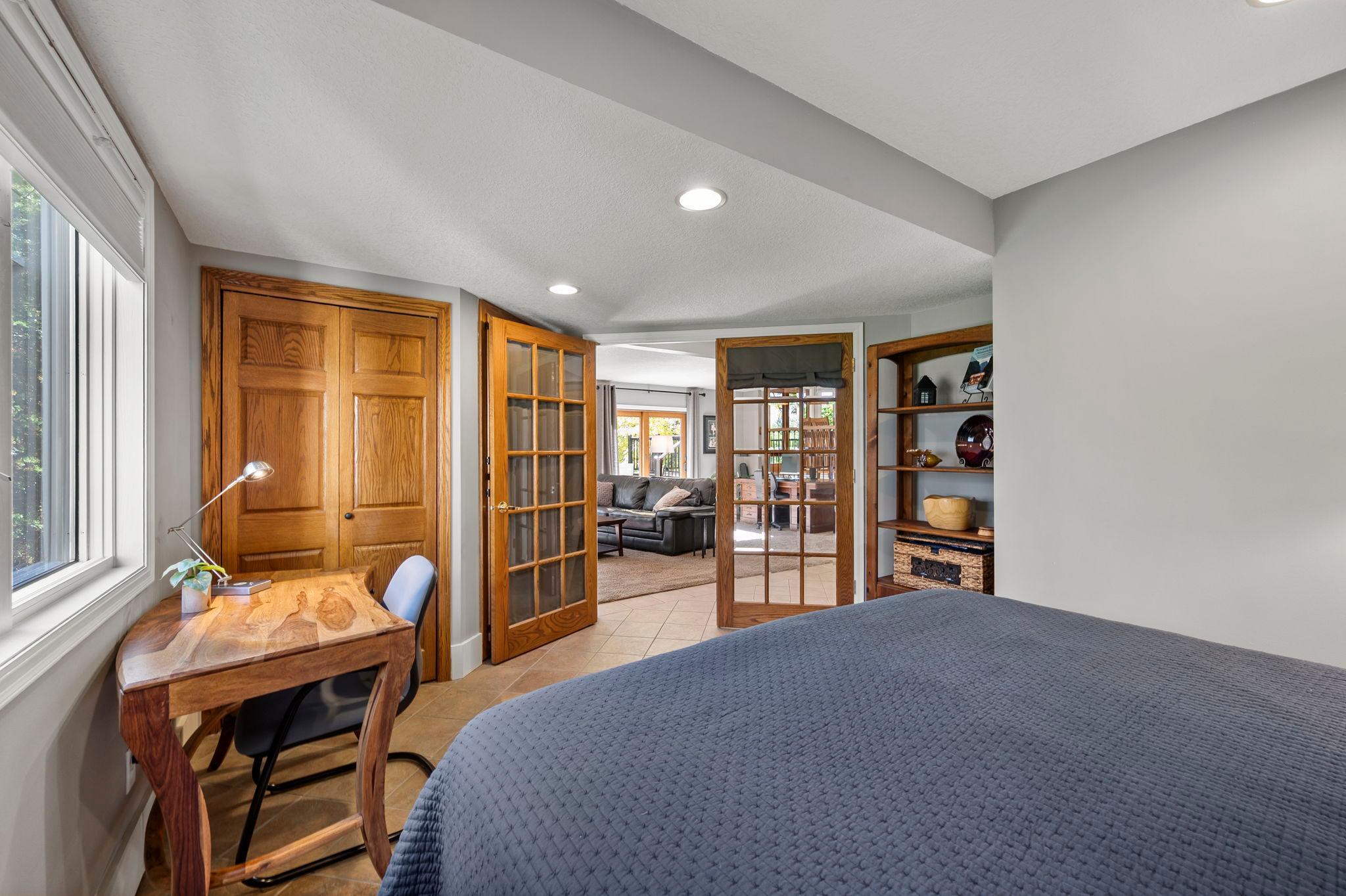 View of Residential at 1205 Hilloway Circle, Burnsville MN 55306, Burnsville (17 of 54) - Mike Wilen | Minnesota Team Real Estate