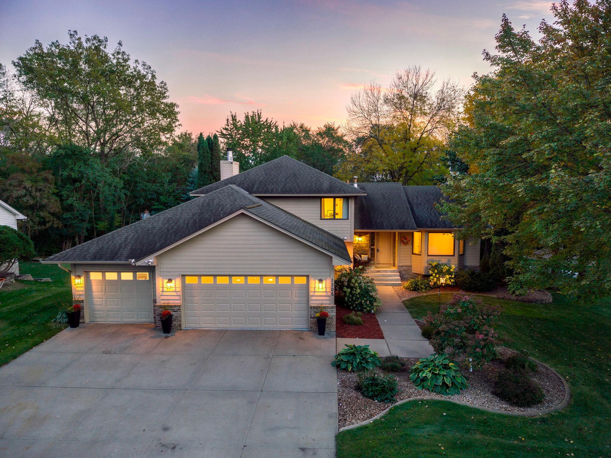 View of Residential at 1205 Hilloway Circle, Burnsville MN 55306, Burnsville (50 of 54) - Mike Wilen | Minnesota Team Real Estate