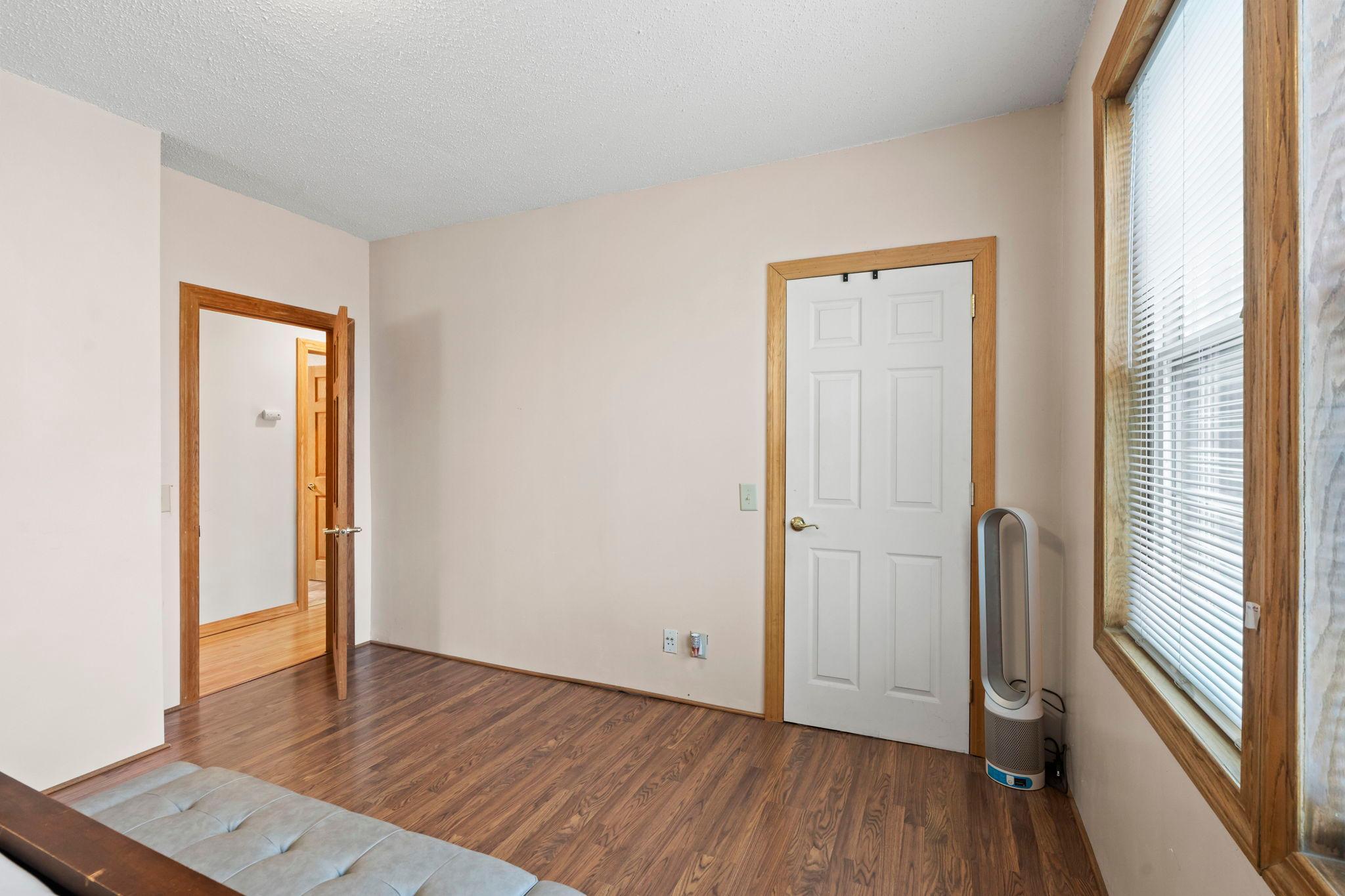 View of Residential at 909 Park Street, Saint Paul MN 55117, Saint Paul (19 of 32) - Mike Wilen | Minnesota Team Real Estate