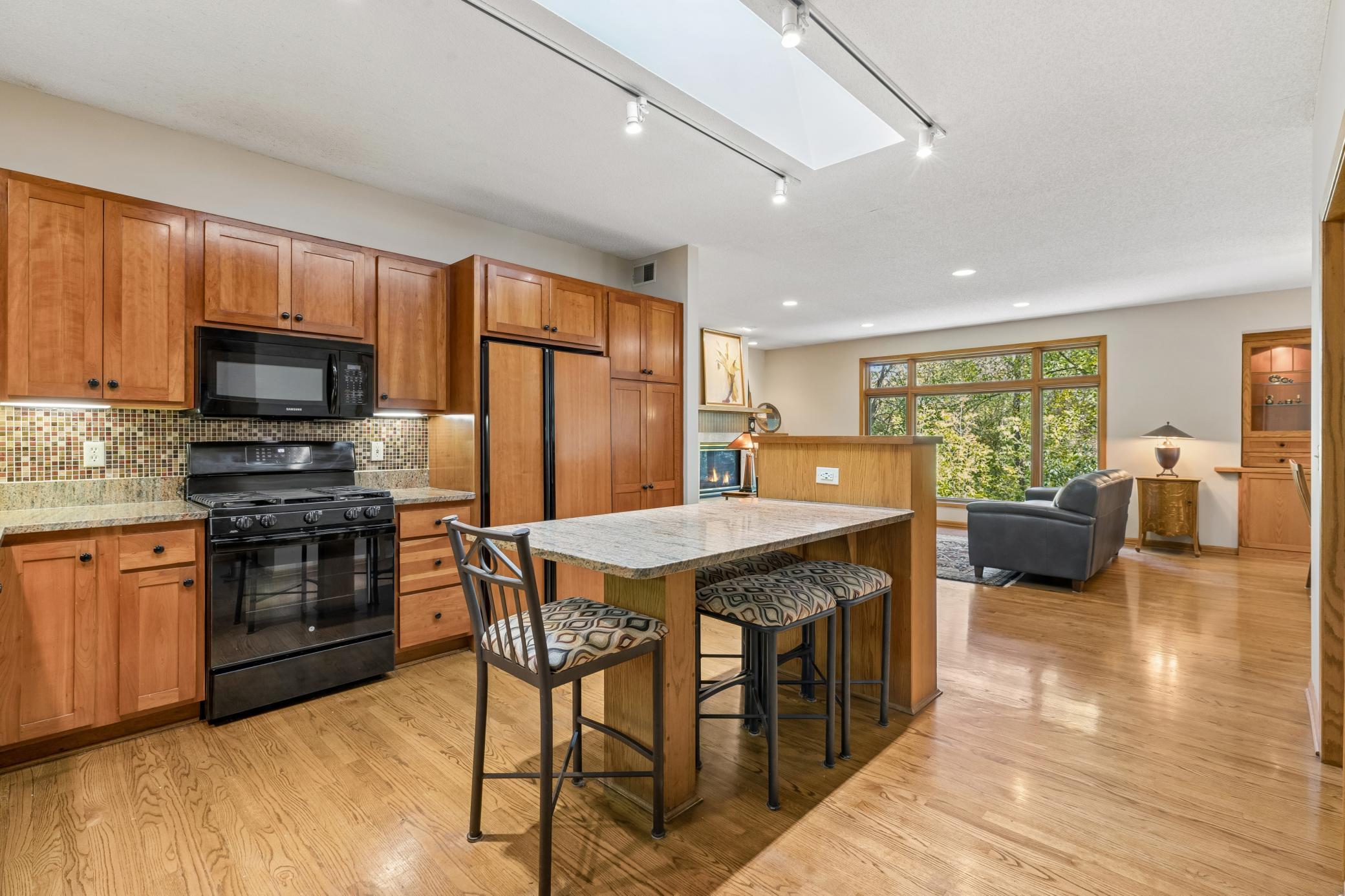 View of Residential at 18420 Old Excelsior Boulevard, Minnetonka MN 55345, Minnetonka (15 of 58) - Mike Wilen | Minnesota Team Real Estate