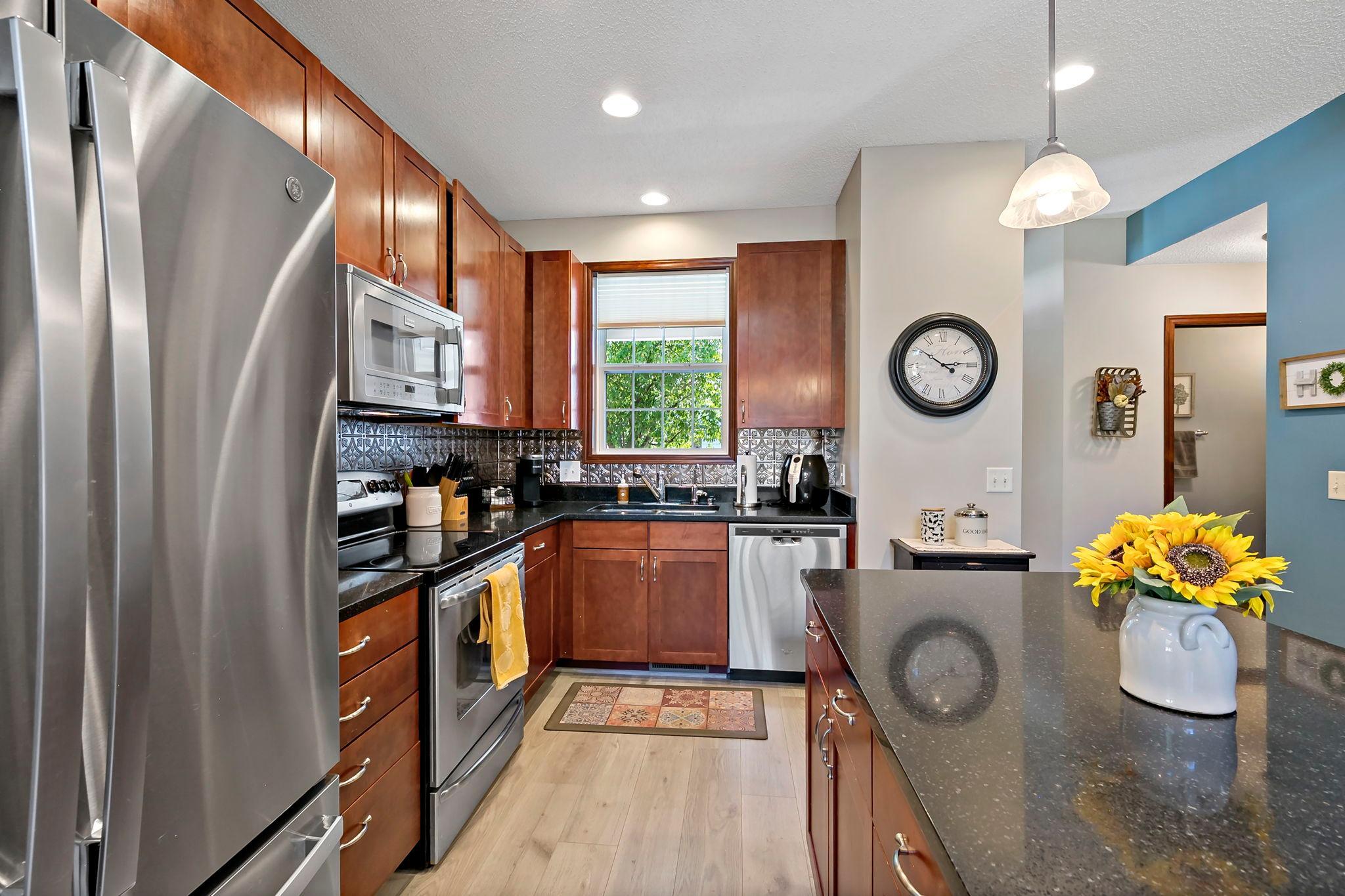 View of Residential at 18062 Kindred Court, Lakeville MN 55044, Lakeville (15 of 31) - Mike Wilen | Minnesota Team Real Estate