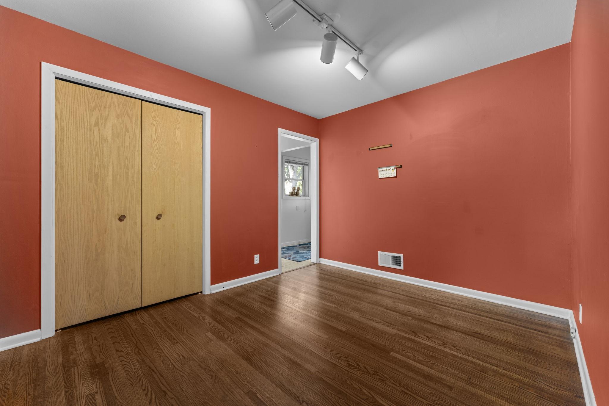 View of Residential at 5347 Morgan Avenue, Brooklyn Center MN 55430, Brooklyn Center (17 of 41) - Mike Wilen | Minnesota Team Real Estate