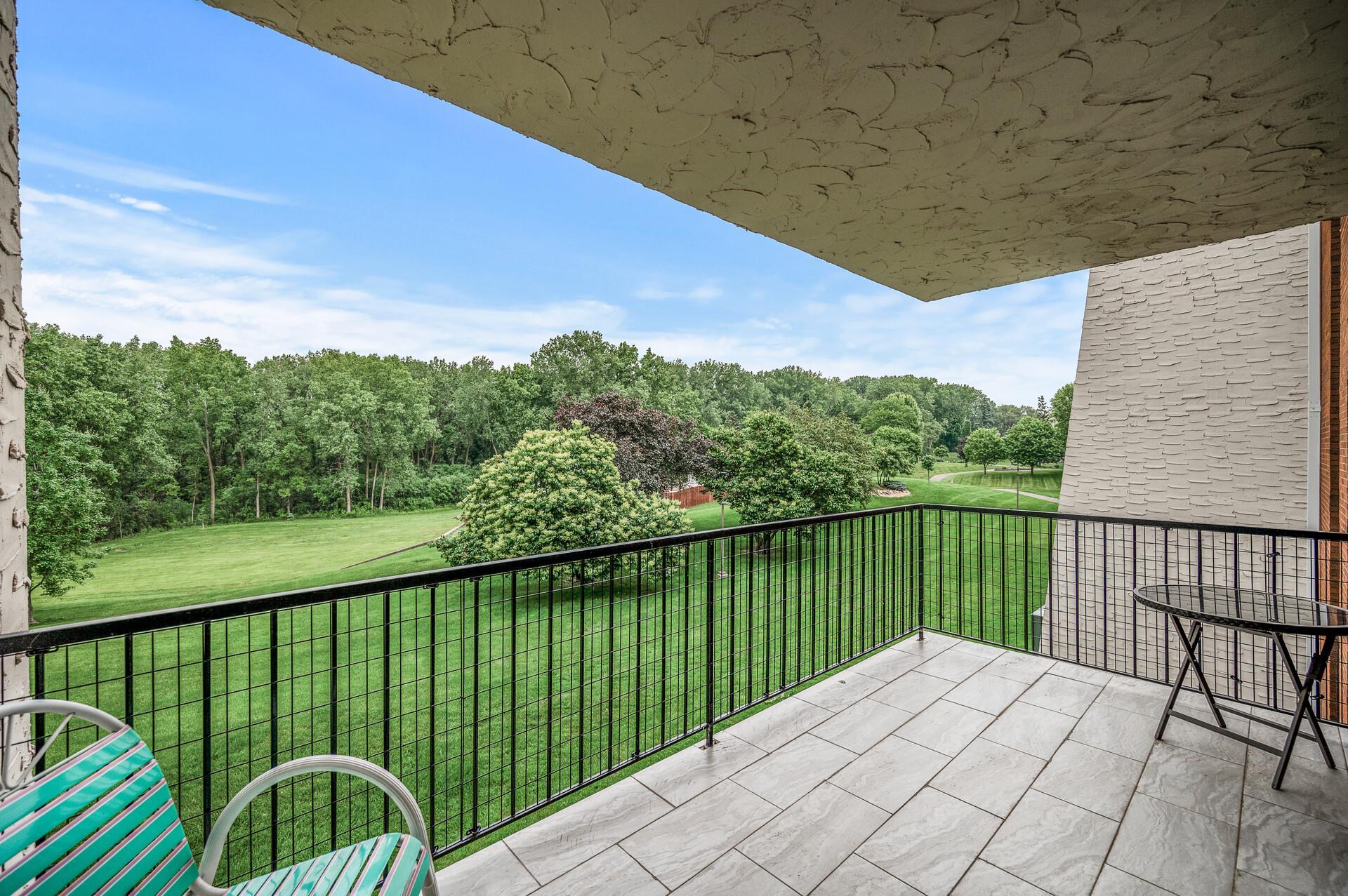 View of Residential at 2455 Londin Lane #216, Maplewood MN 55119, Maplewood (7 of 28) - Mike Wilen | Minnesota Team Real Estate