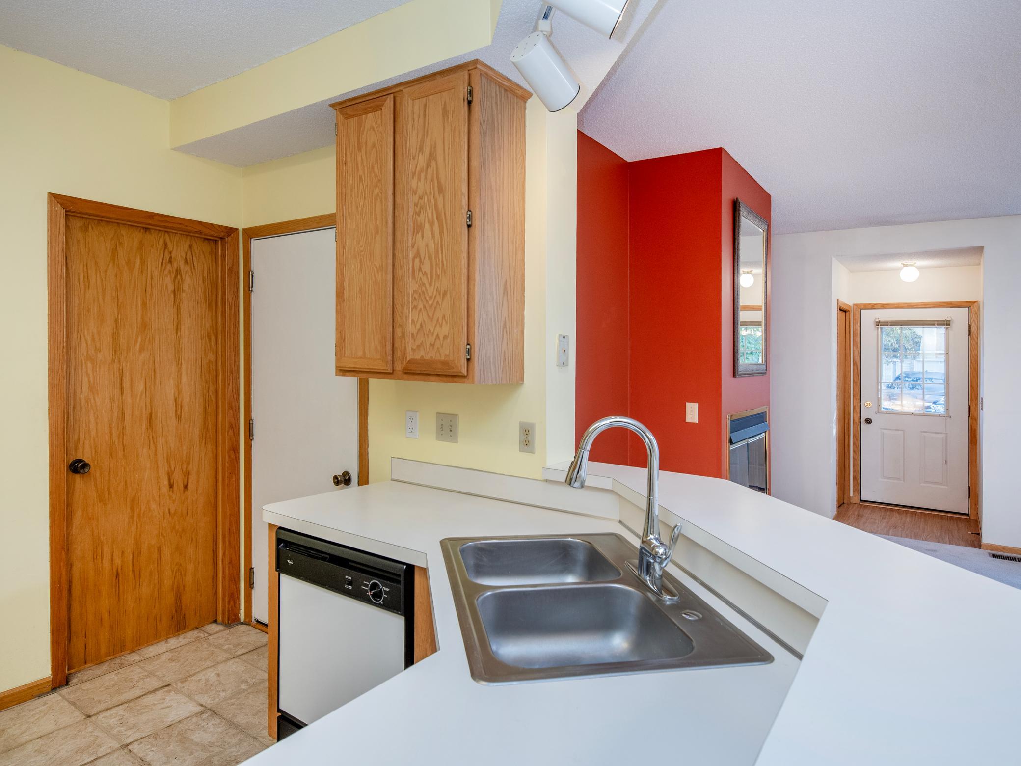 View of Residential at 9175 Troon Court, Woodbury MN 55125, Woodbury (14 of 26) - Mike Wilen | Minnesota Team Real Estate