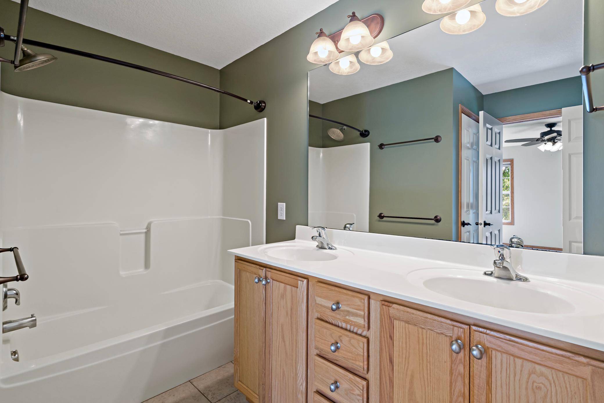 View of Residential at 18043 Kindred Court, Lakeville MN 55044, Lakeville (20 of 32) - Mike Wilen | Minnesota Team Real Estate