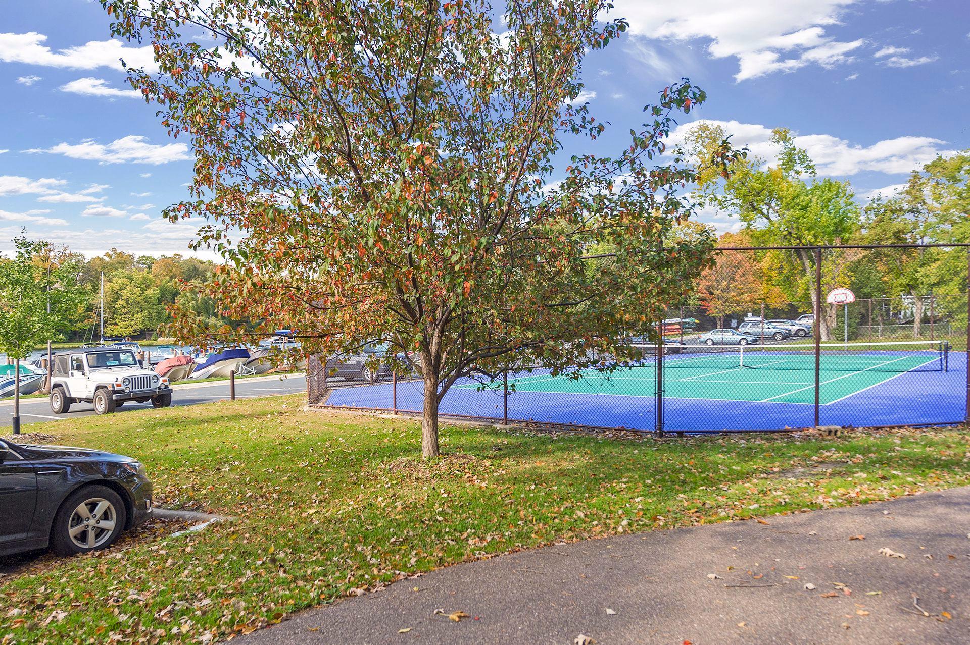 View of Residential at 18930 Azure Road, Deephaven MN 55391, Deephaven (7 of 10) - Mike Wilen | Minnesota Team Real Estate