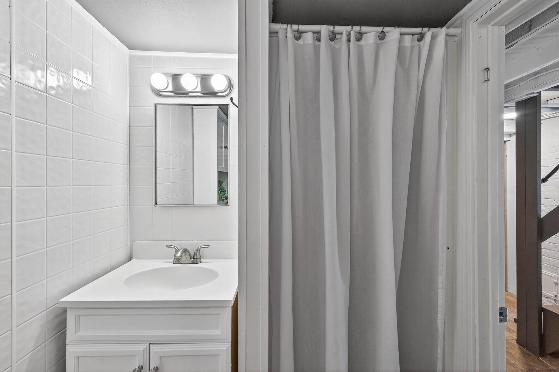 View of Residential at 2908 Brunswick Avenue, Saint Louis Park MN 55416, Saint Louis Park (20 of 33) - Mike Wilen | Minnesota Team Real Estate