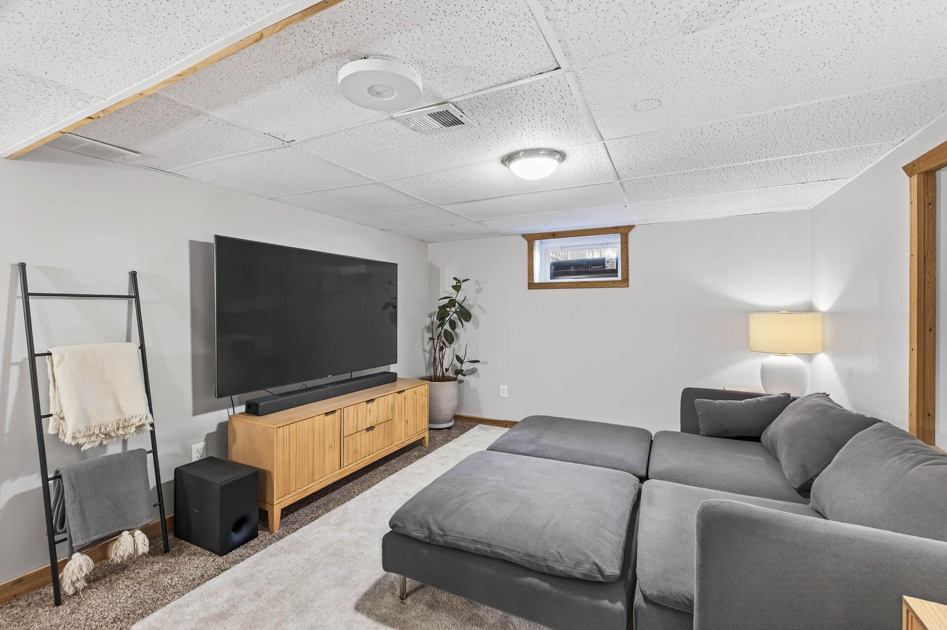 View of Residential at 2908 Brunswick Avenue, Saint Louis Park MN 55416, Saint Louis Park (17 of 33) - Mike Wilen | Minnesota Team Real Estate