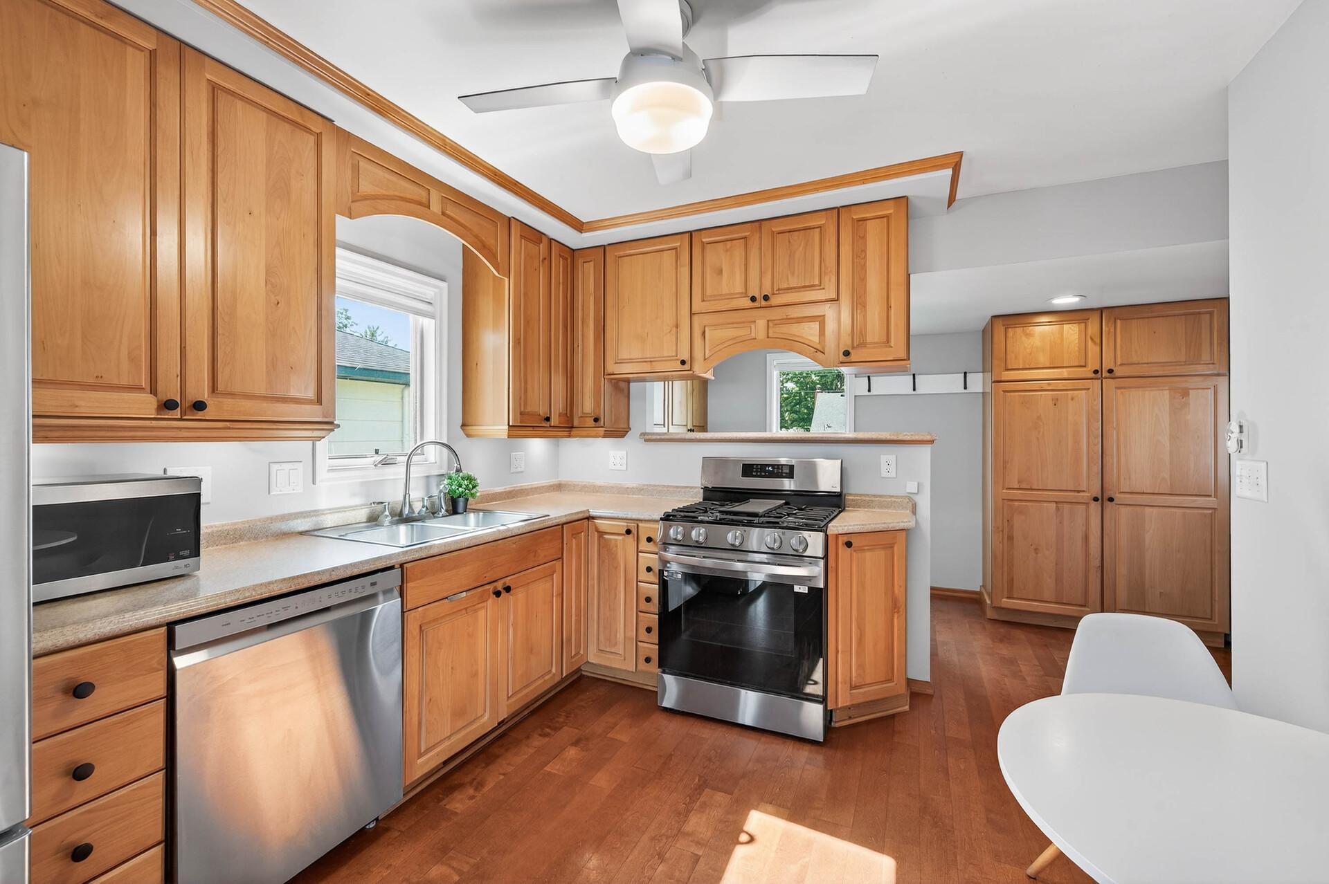 View of Residential at 2908 Brunswick Avenue, Saint Louis Park MN 55416, Saint Louis Park (5 of 33) - Mike Wilen | Minnesota Team Real Estate
