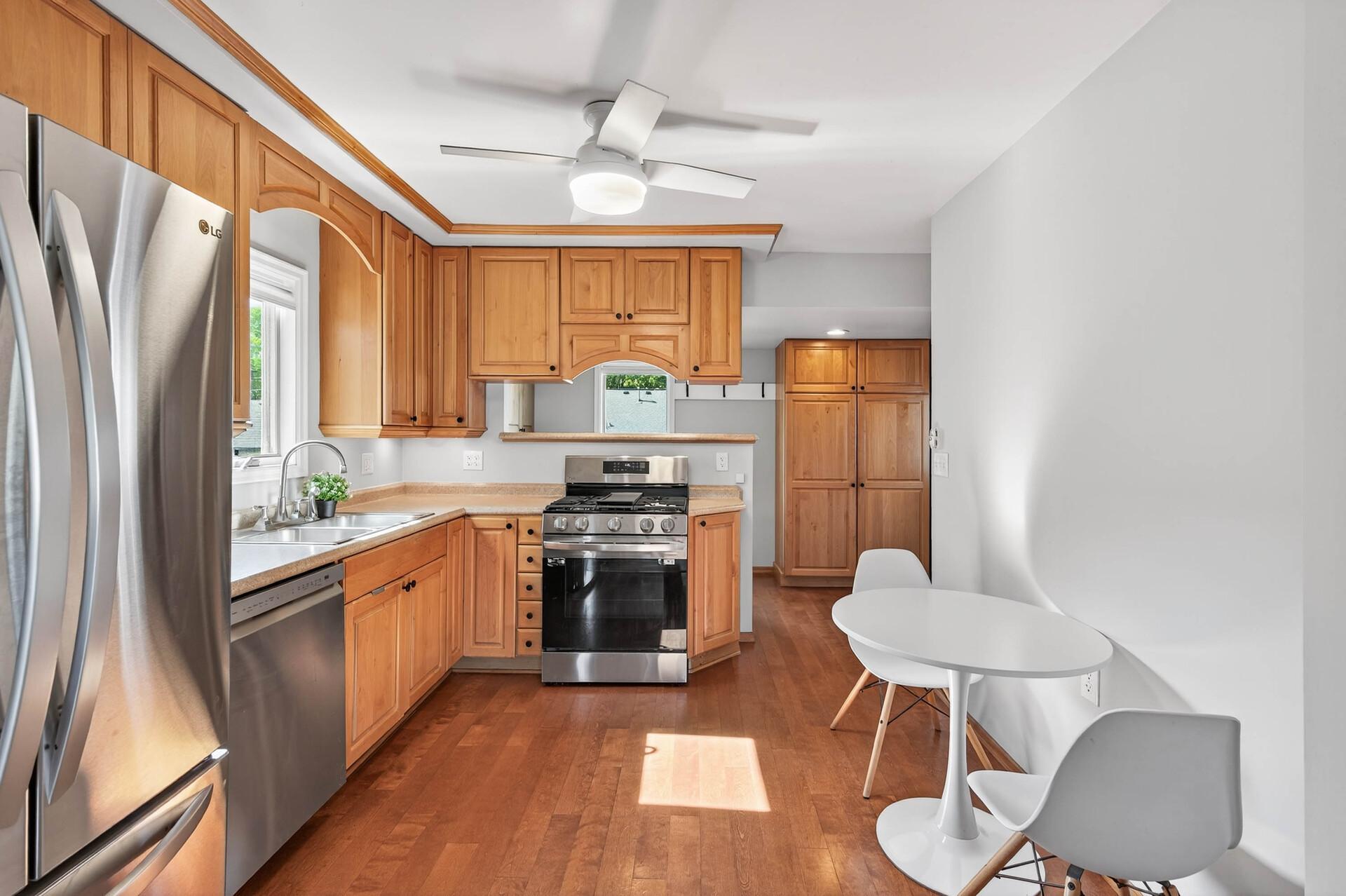 View of Residential at 2908 Brunswick Avenue, Saint Louis Park MN 55416, Saint Louis Park (6 of 33) - Mike Wilen | Minnesota Team Real Estate