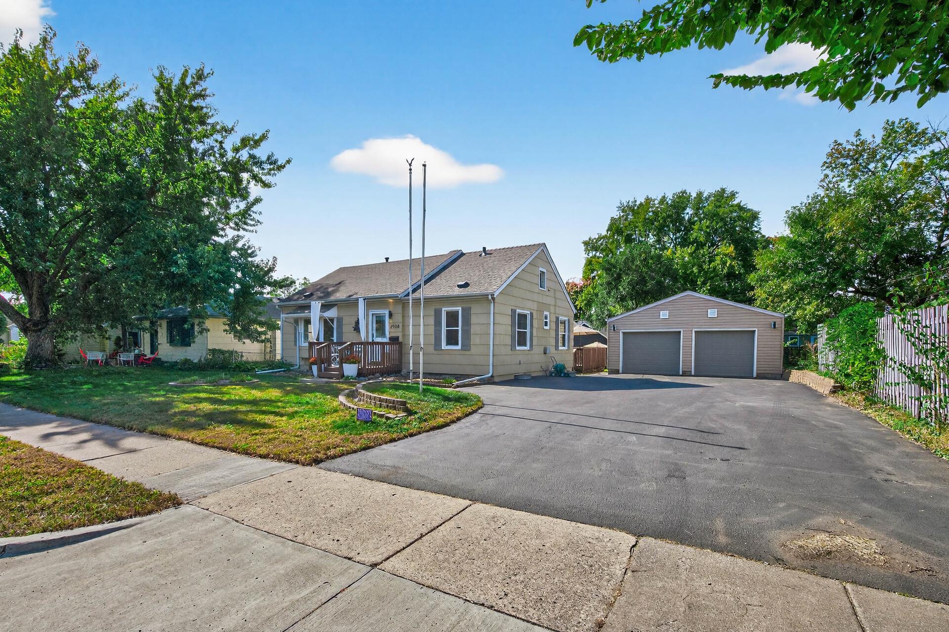 View of Residential at 2908 Brunswick Avenue, Saint Louis Park MN 55416, Saint Louis Park (24 of 33) - Mike Wilen | Minnesota Team Real Estate