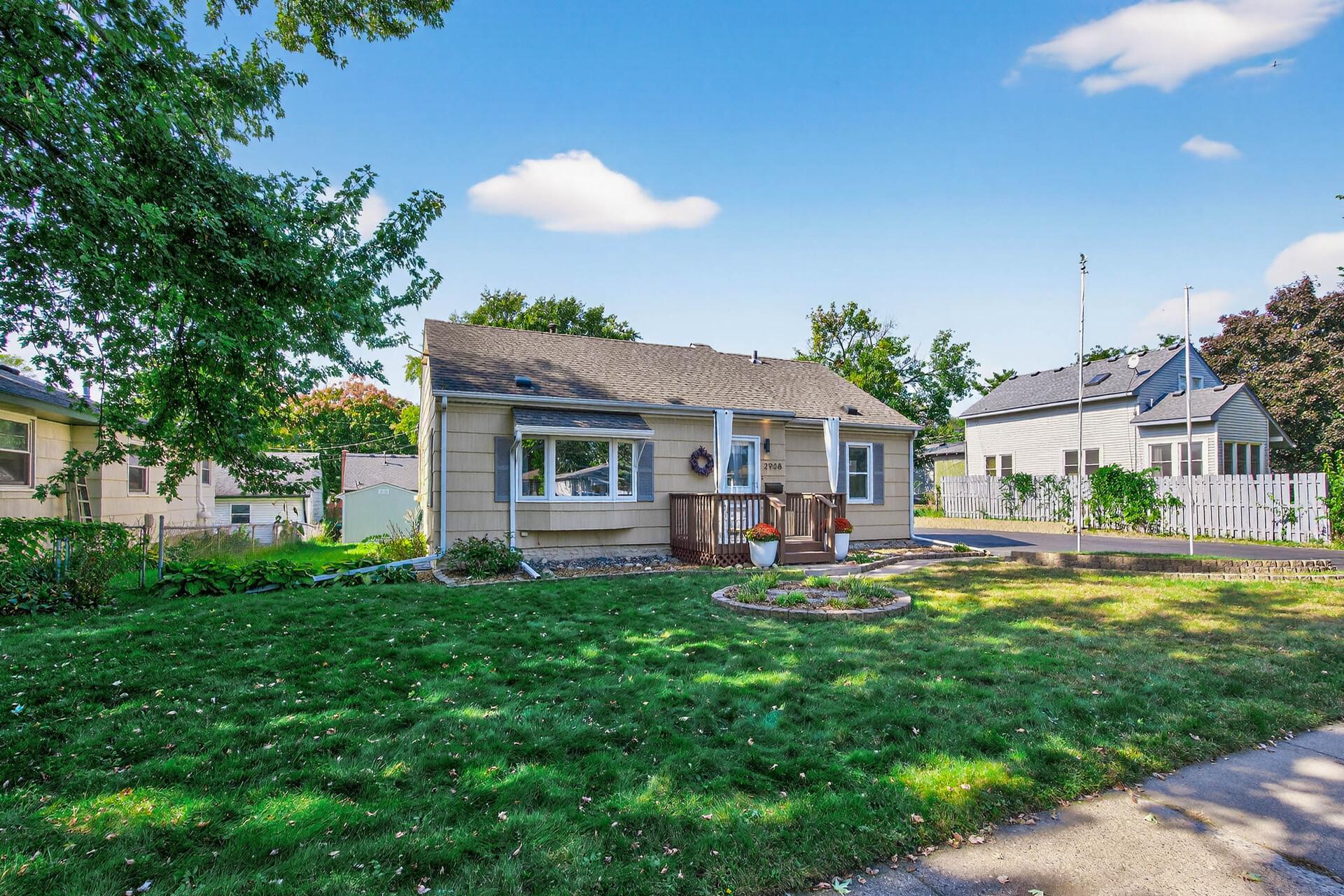 View of Residential at 2908 Brunswick Avenue, Saint Louis Park MN 55416, Saint Louis Park (23 of 33) - Mike Wilen | Minnesota Team Real Estate