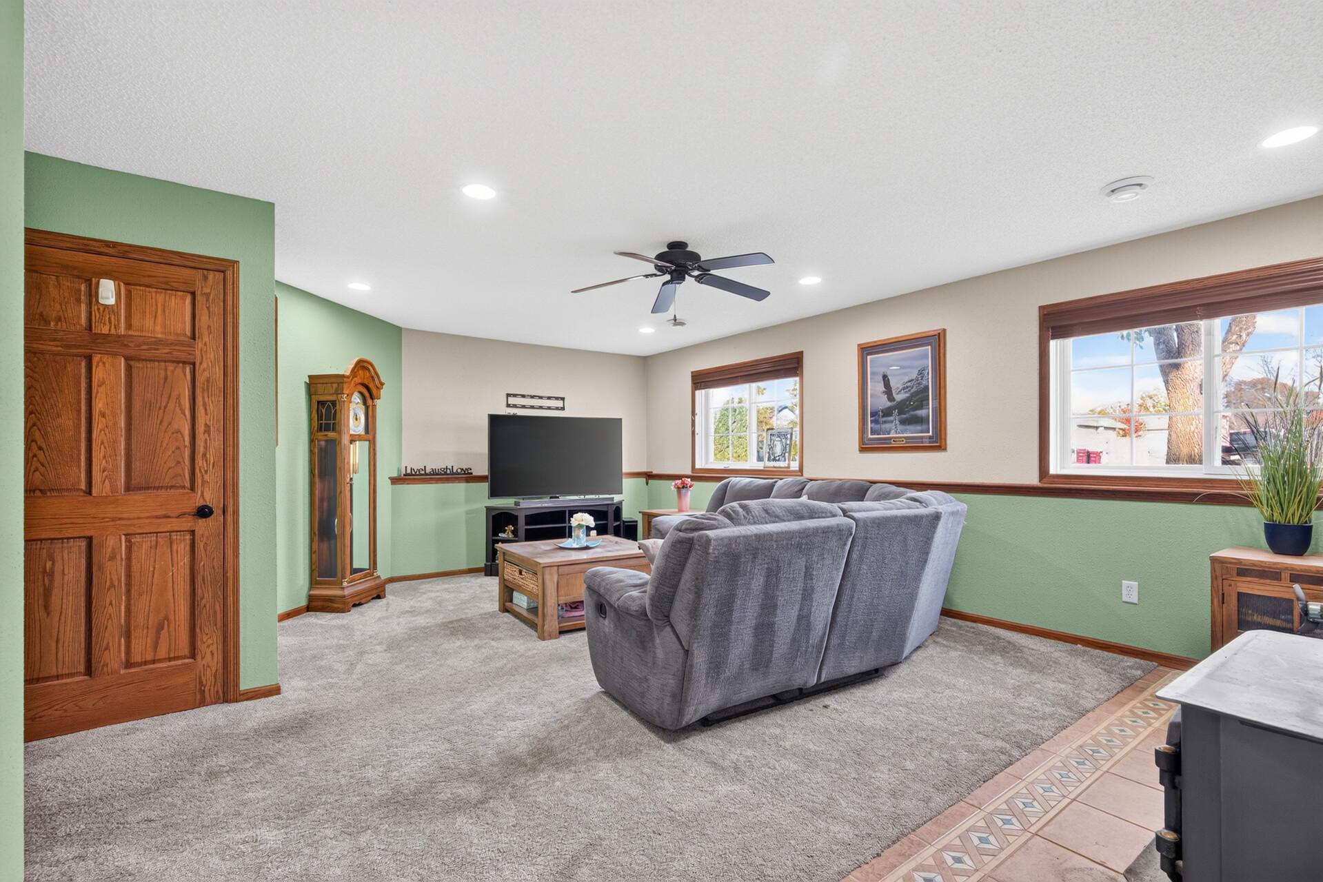 View of Residential at 37838 Hawthorne Avenue, North Branch MN 55056, North Branch (28 of 48) - Mike Wilen | Minnesota Team Real Estate