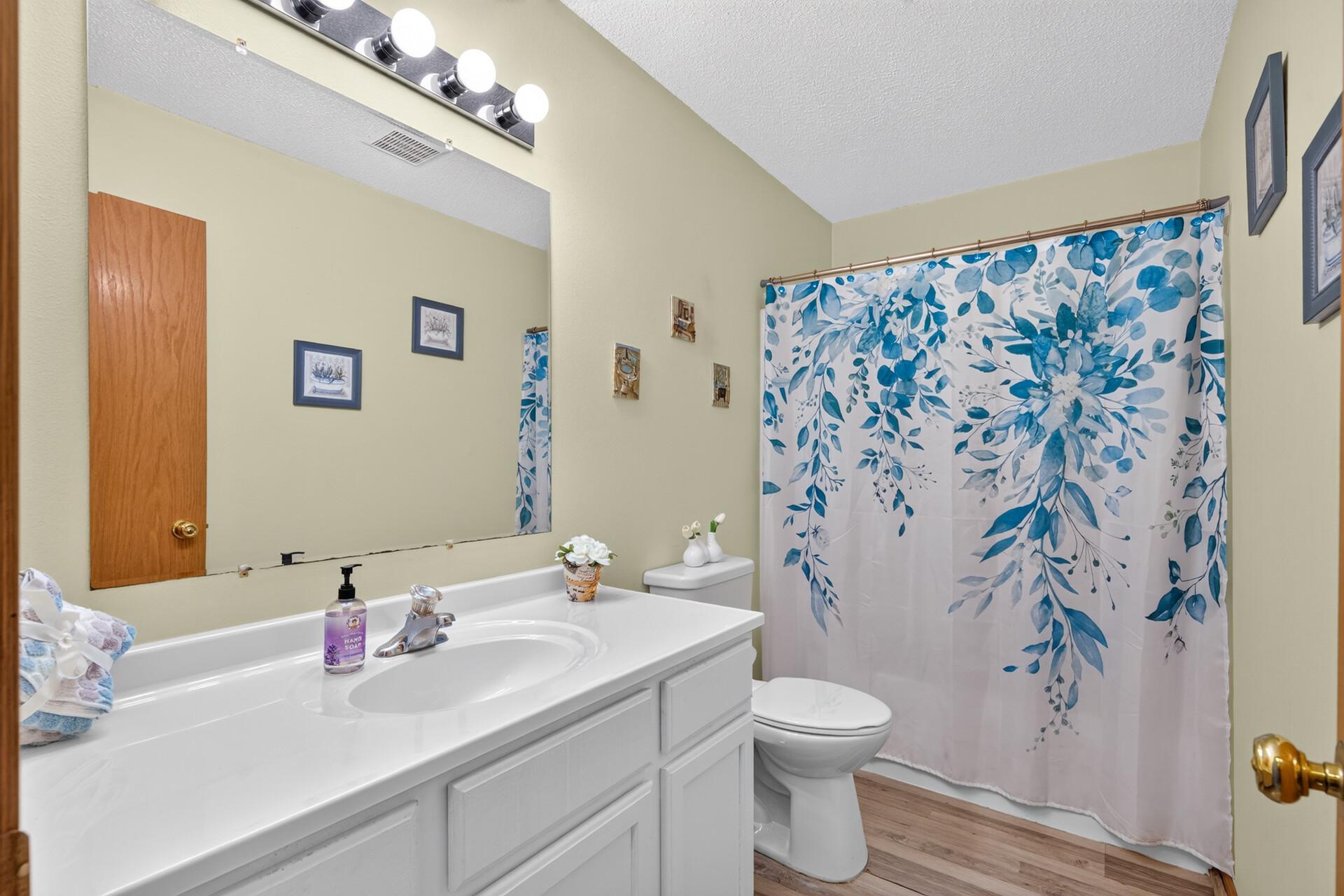 View of Residential at 37838 Hawthorne Avenue, North Branch MN 55056, North Branch (26 of 48) - Mike Wilen | Minnesota Team Real Estate