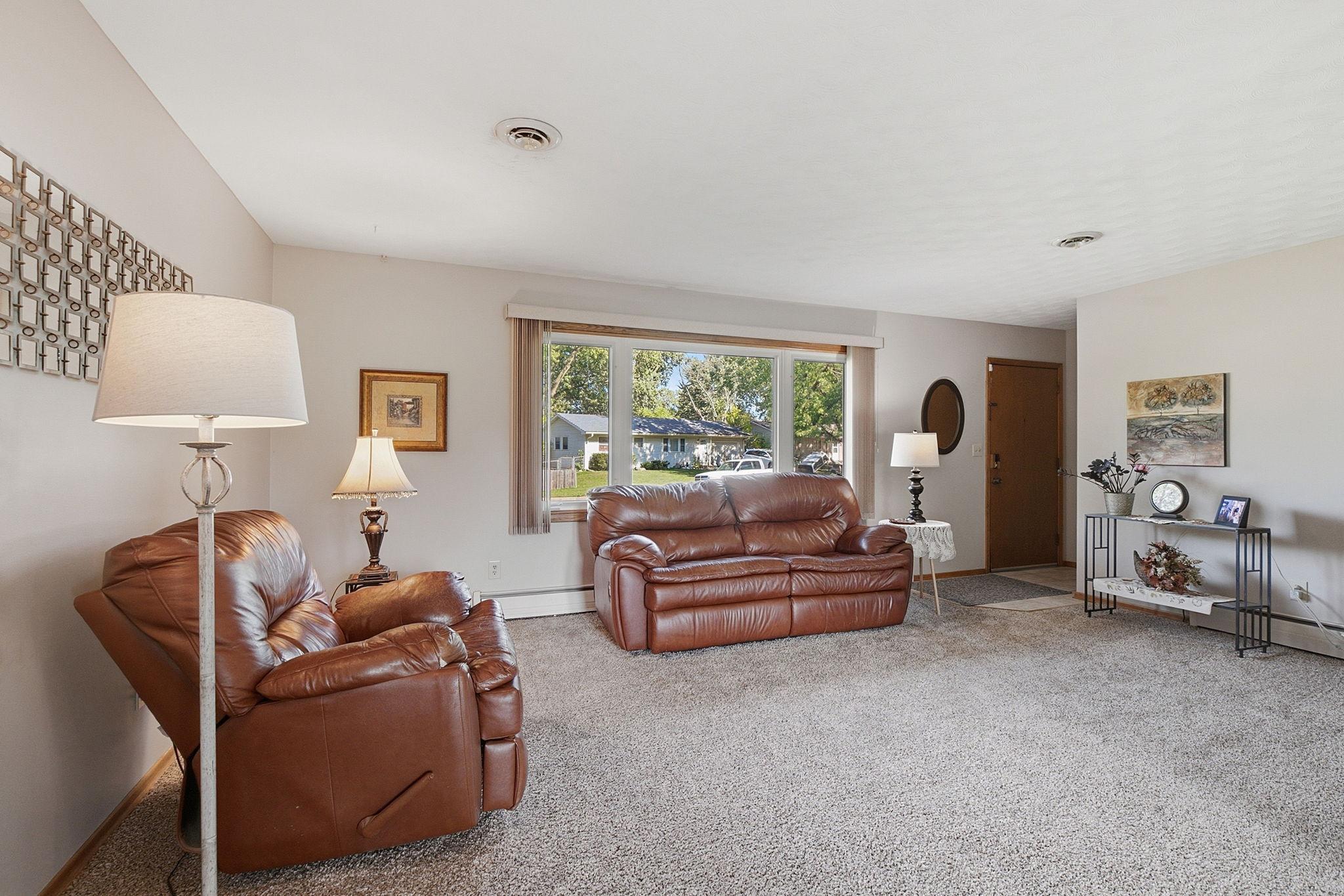 View of Residential at 2128 Shale Lane, Eagan MN 55122, Eagan (4 of 49) - Mike Wilen | Minnesota Team Real Estate