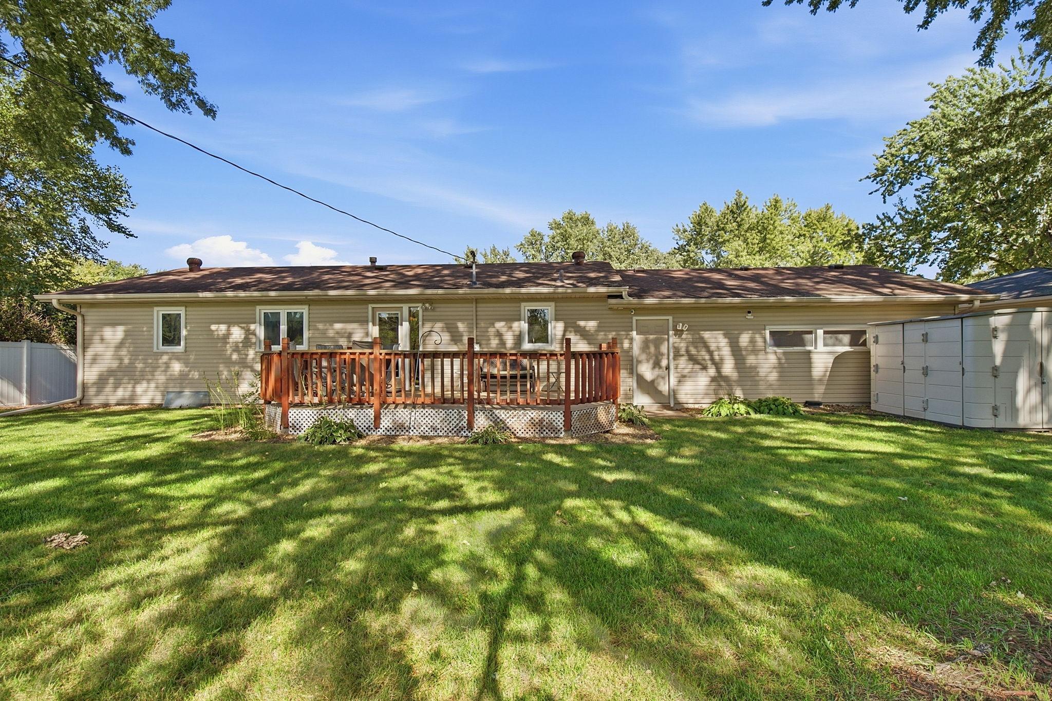 View of Residential at 2128 Shale Lane, Eagan MN 55122, Eagan (34 of 49) - Mike Wilen | Minnesota Team Real Estate