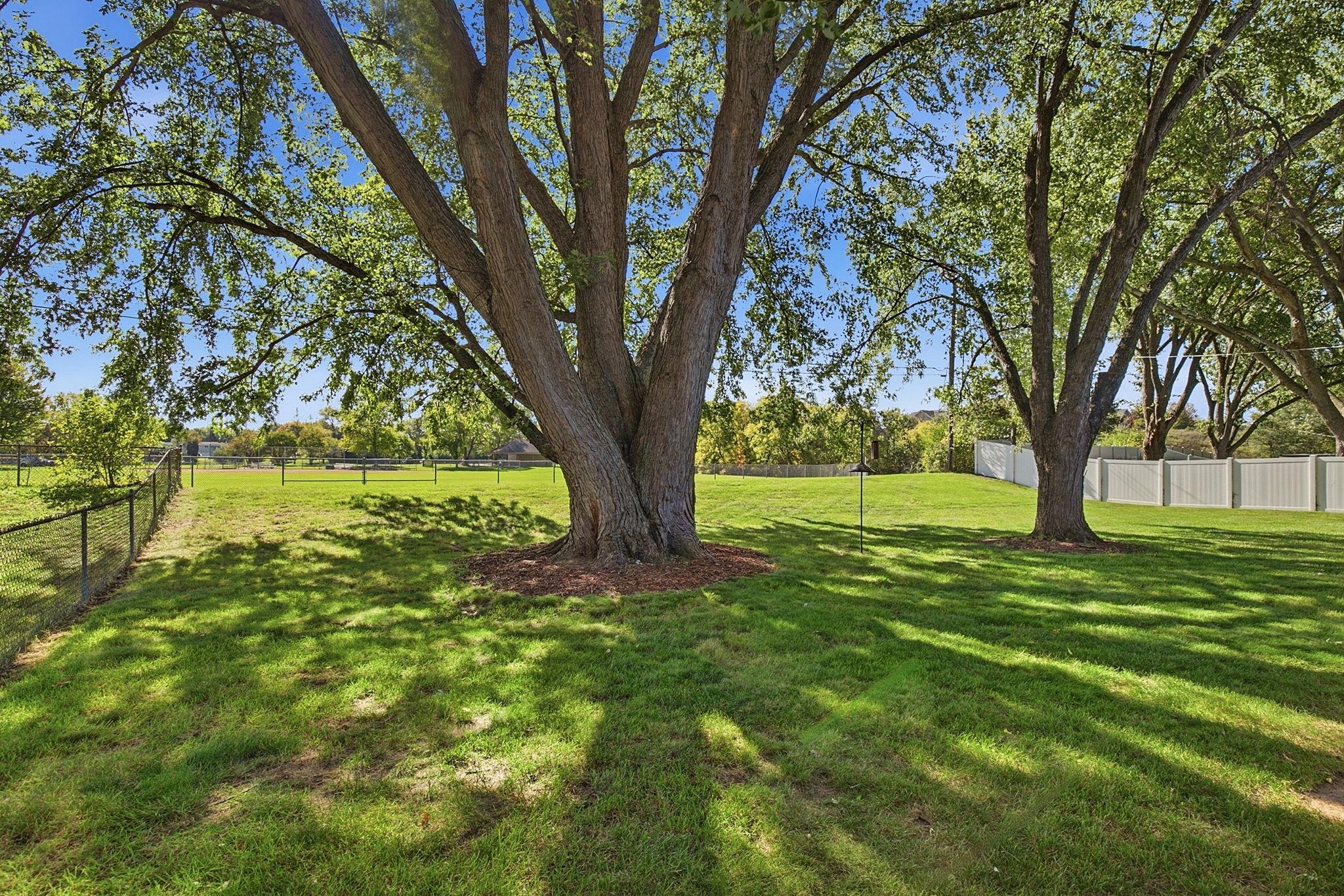 View of Residential at 2128 Shale Lane, Eagan MN 55122, Eagan (35 of 49) - Mike Wilen | Minnesota Team Real Estate
