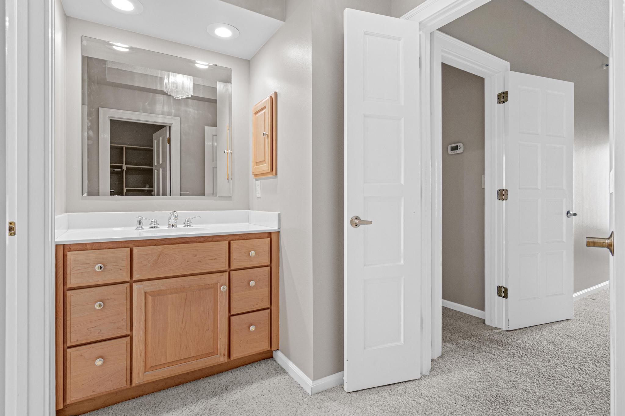 View of Residential at 1235 Yale Place #808, Minneapolis MN 55403, Minneapolis (14 of 17) - Mike Wilen | Minnesota Team Real Estate