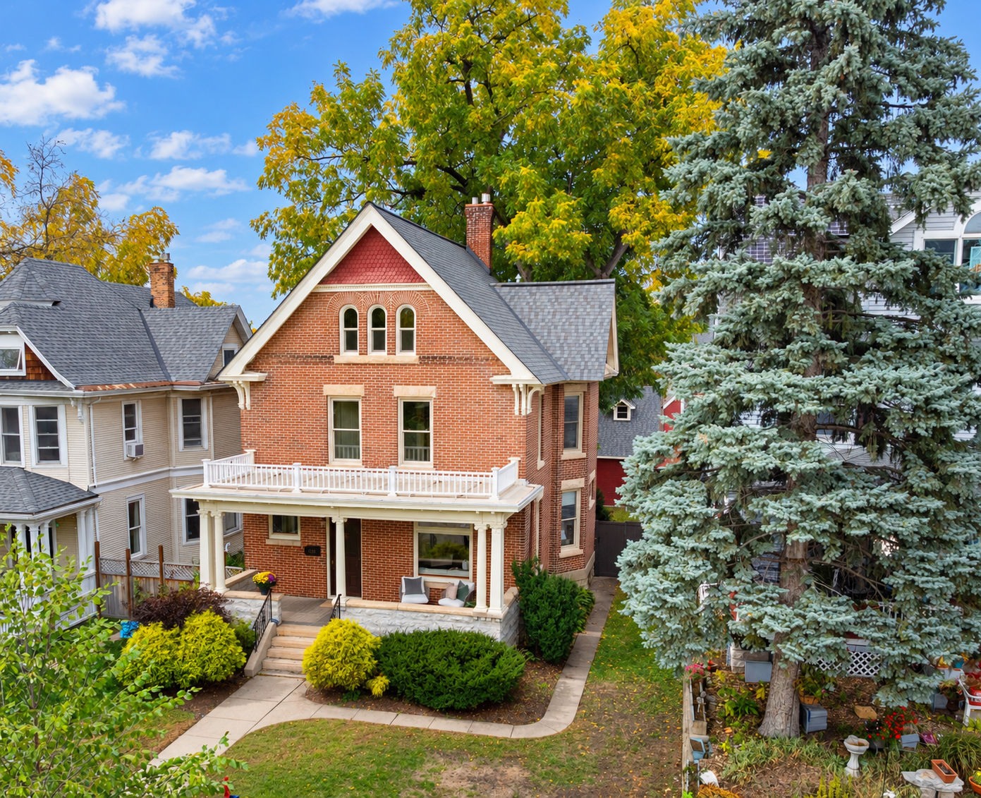 View of Single Family at 1937 Selby Avenue, Saint Paul - Mike Wilen | Minnesota Team Real Estate