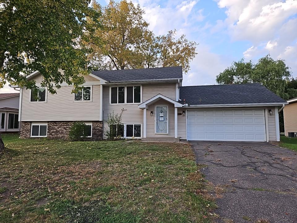 View of Residential at 2508 93rd Way, Brooklyn Park MN 55444, Brooklyn Park (3 of 30) - Mike Wilen | Minnesota Team Real Estate