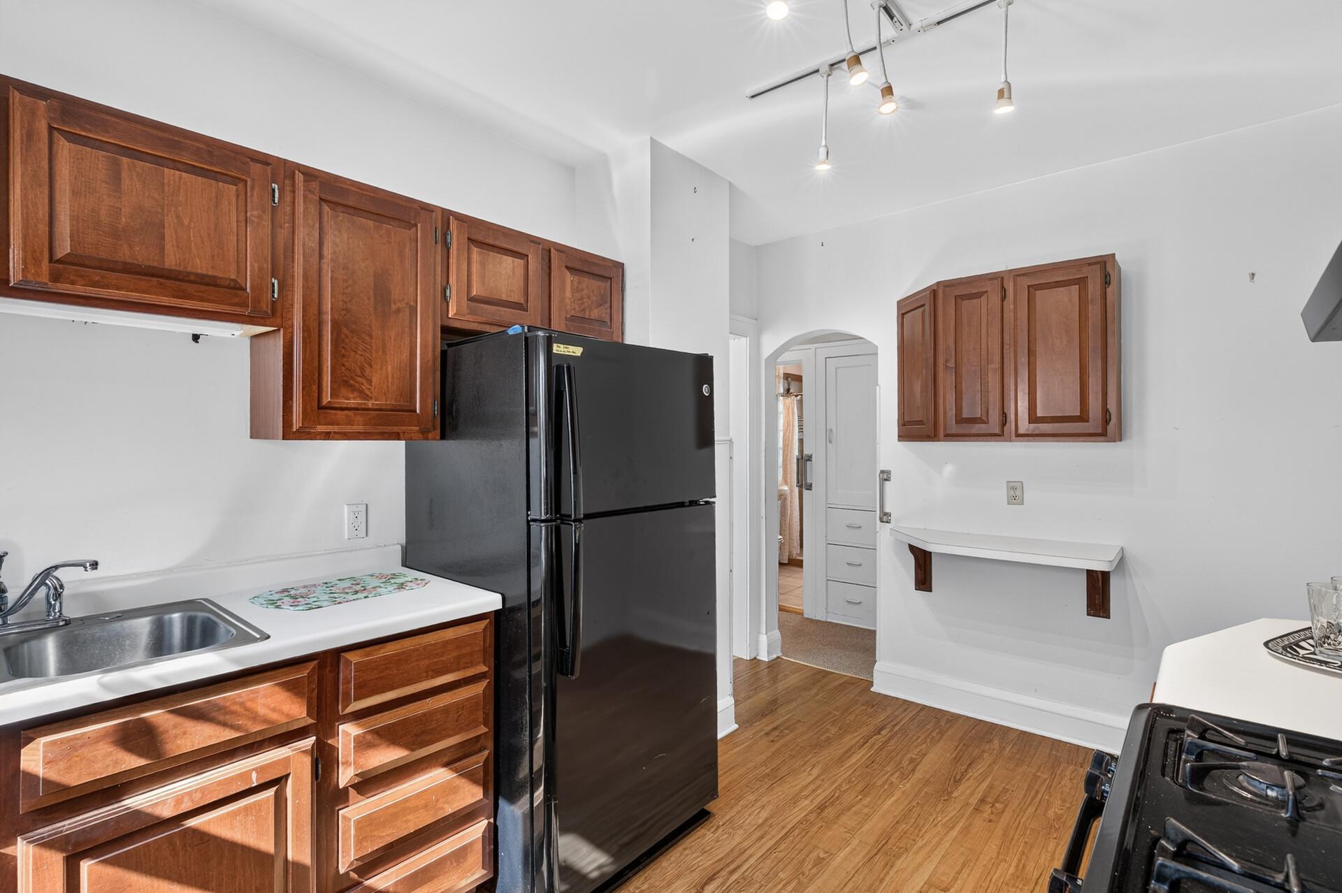 View of Residential at 1718 Vincent Avenue, Minneapolis MN 55411, Minneapolis (31 of 51) - Mike Wilen | Minnesota Team Real Estate