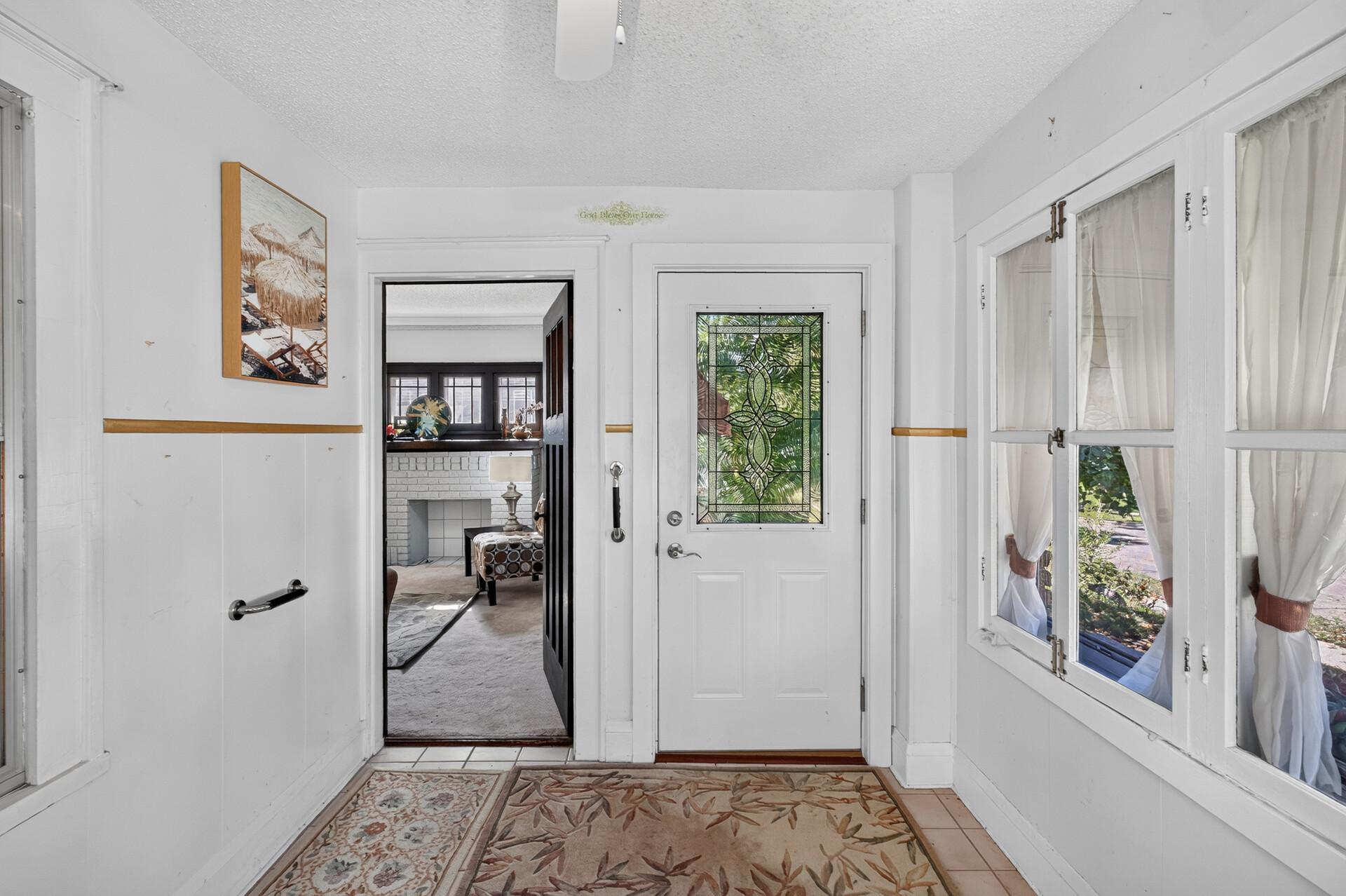 View of Residential at 1718 Vincent Avenue, Minneapolis MN 55411, Minneapolis (6 of 51) - Mike Wilen | Minnesota Team Real Estate