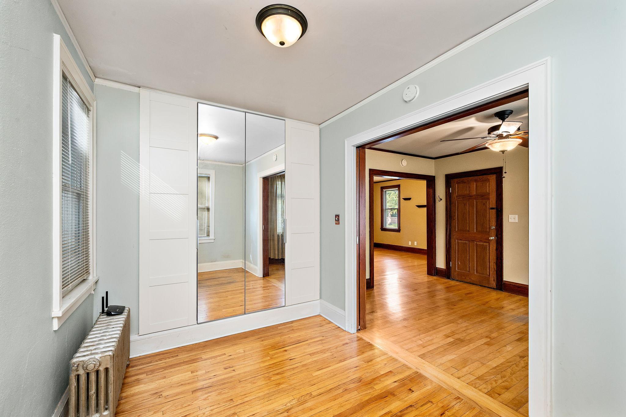 View of Residential Income at 2800 32nd Avenue, Minneapolis MN 55406, Minneapolis (11 of 30) - Mike Wilen | Minnesota Team Real Estate