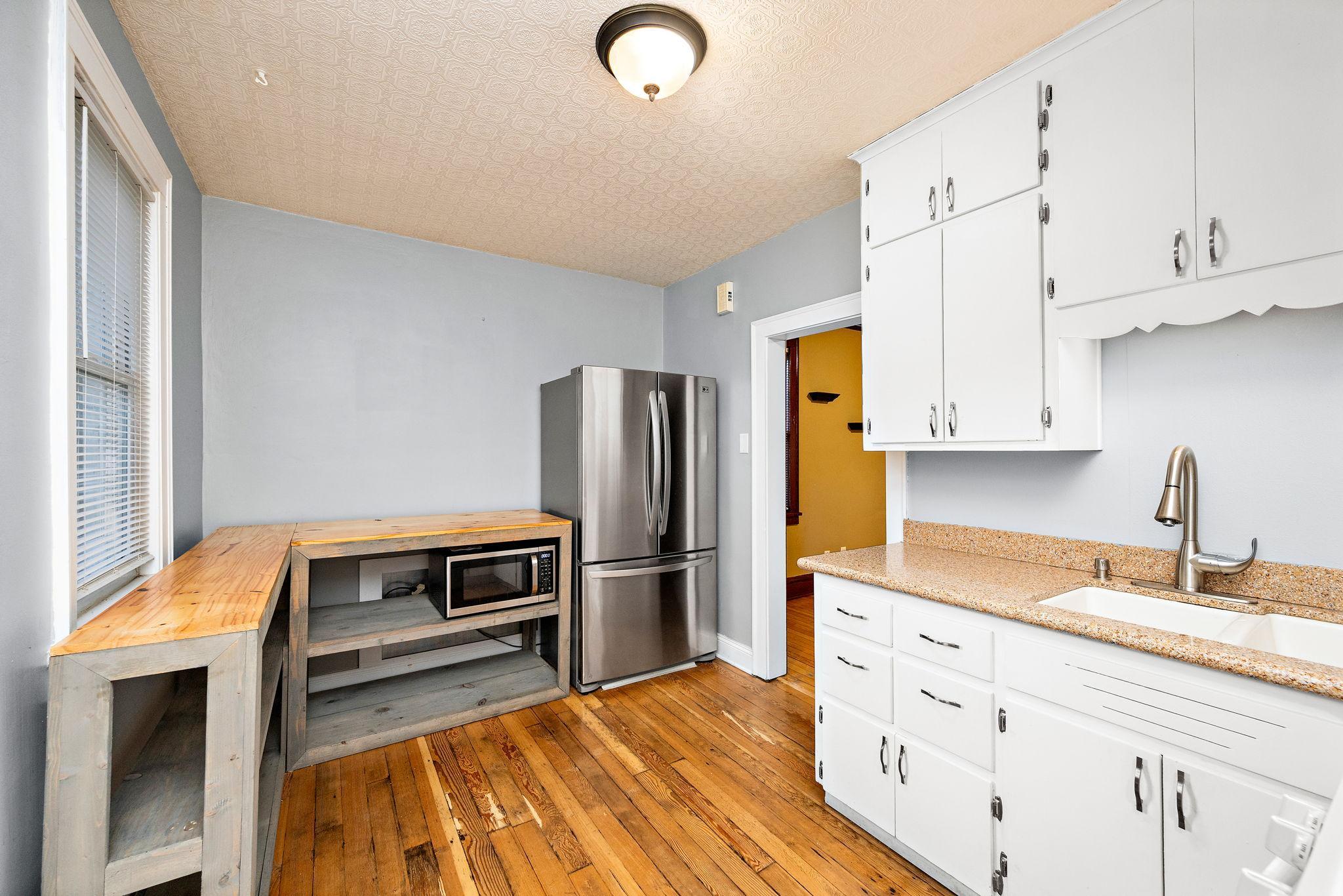View of Residential Income at 2800 32nd Avenue, Minneapolis MN 55406, Minneapolis (8 of 30) - Mike Wilen | Minnesota Team Real Estate