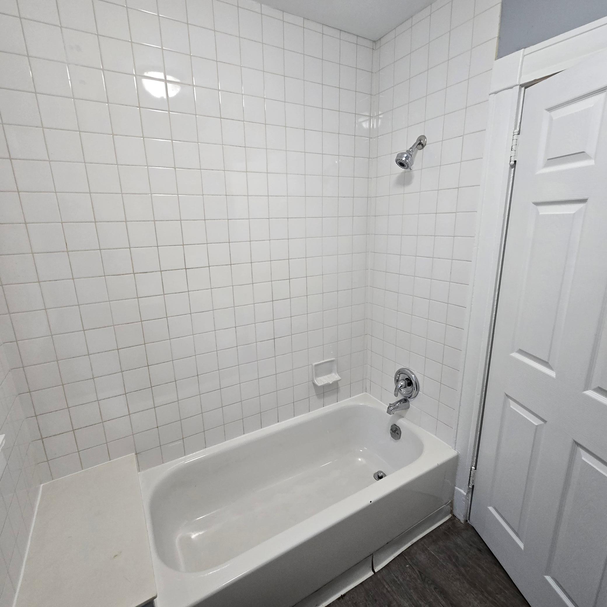 View of Residential at 2102 Lyndale Avenue, Minneapolis MN 55411, Minneapolis (17 of 19) - Mike Wilen | Minnesota Team Real Estate