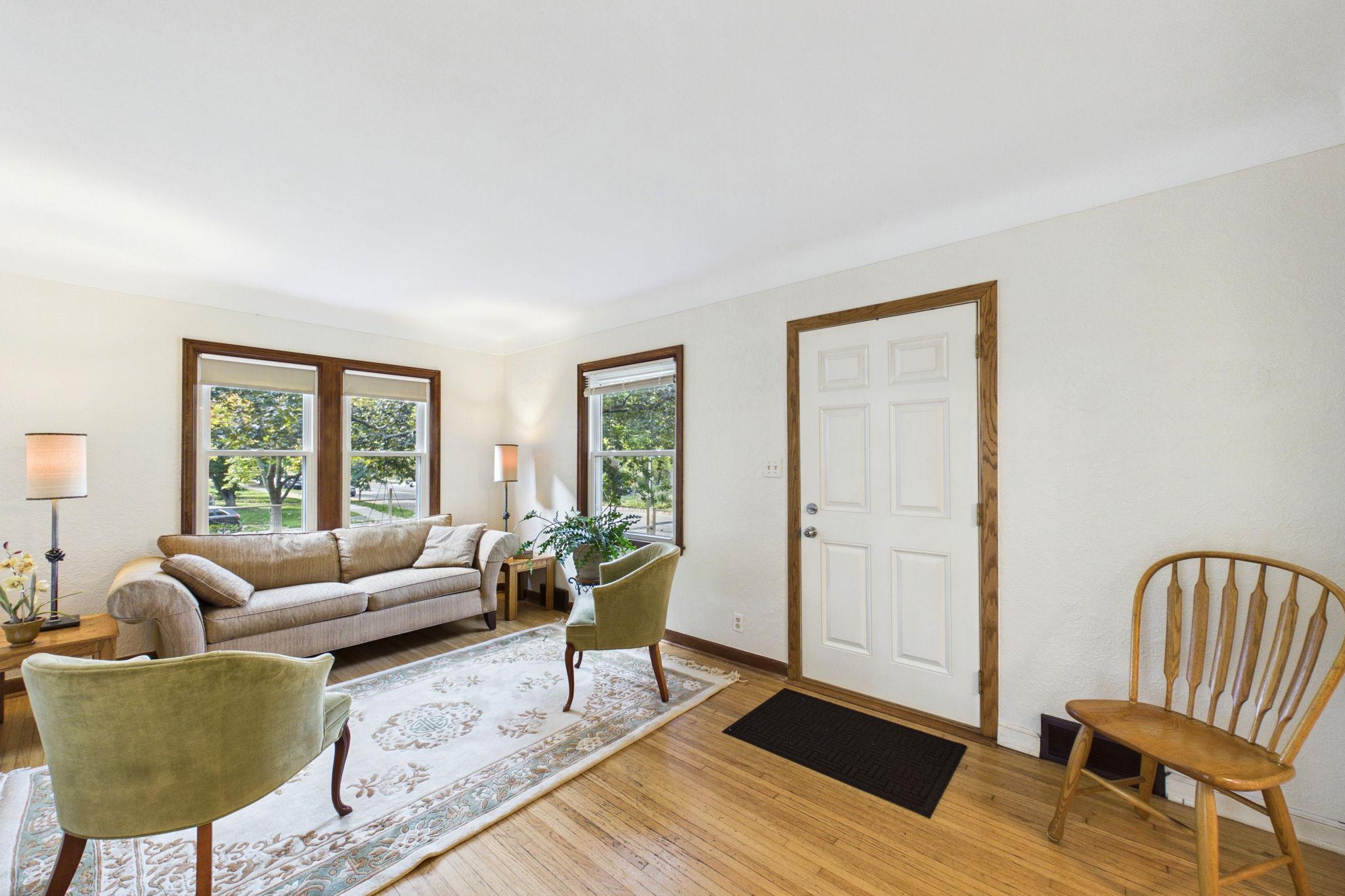 View of Residential at 1412 Edgerton Street, Saint Paul MN 55130, Saint Paul (3 of 36) - Mike Wilen | Minnesota Team Real Estate