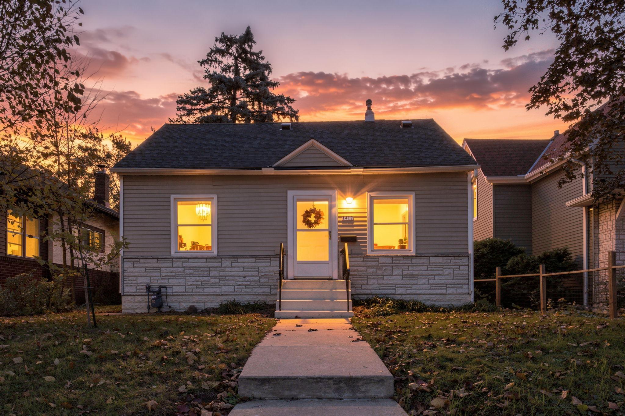 View of Single Family at 1412 Edgerton Street, Saint Paul - Mike Wilen | Minnesota Team Real Estate