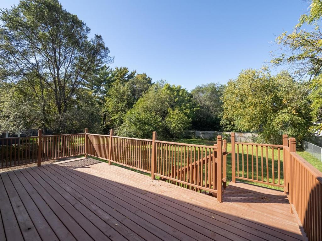 View of Residential at 8106 Groveland Road, Mounds View MN 55112, Mounds View (26 of 27) - Mike Wilen | Minnesota Team Real Estate
