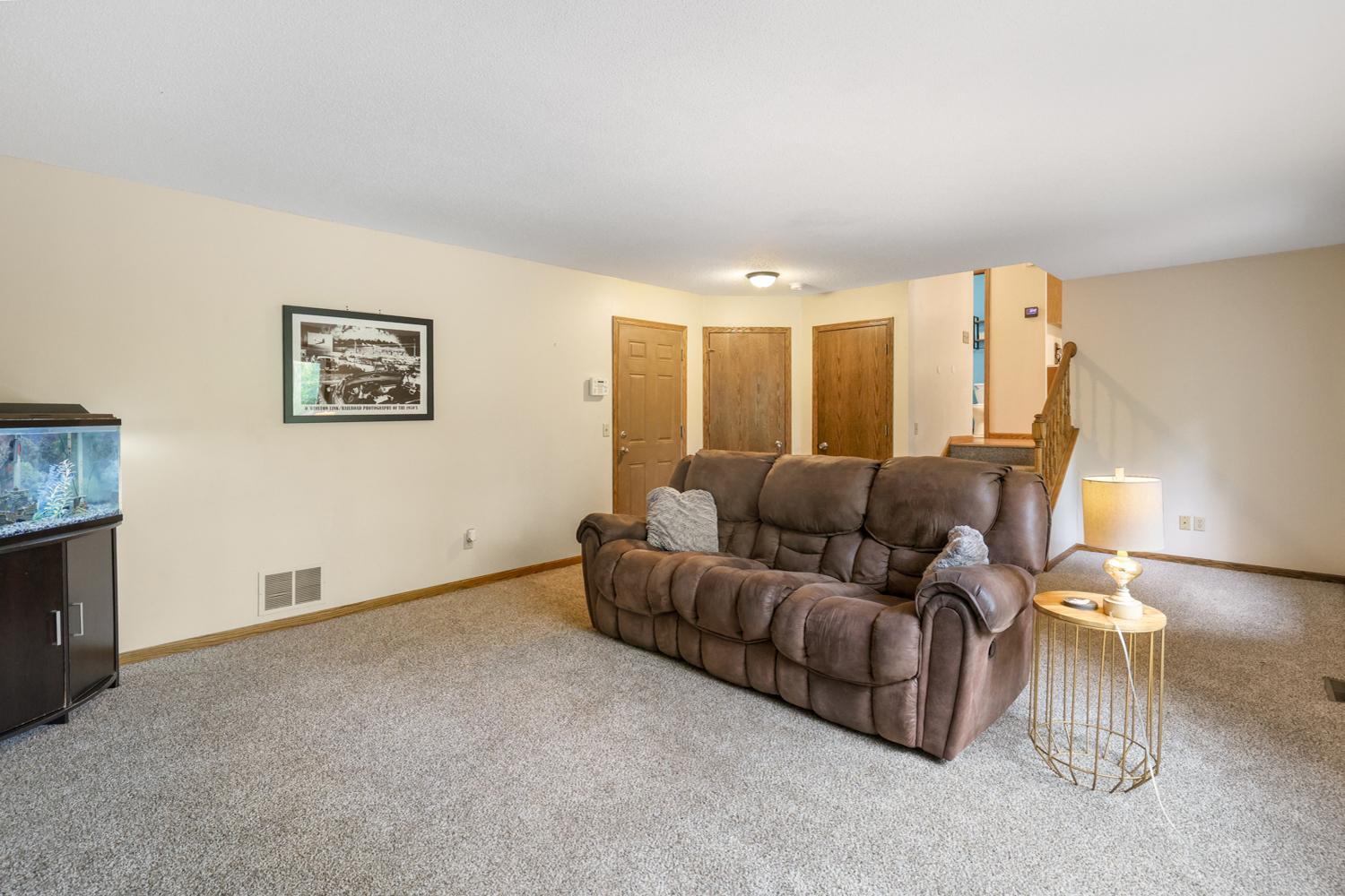 View of Residential at 1001 Forest Glen Court, Burnsville MN 55337, Burnsville (24 of 37) - Mike Wilen | Minnesota Team Real Estate