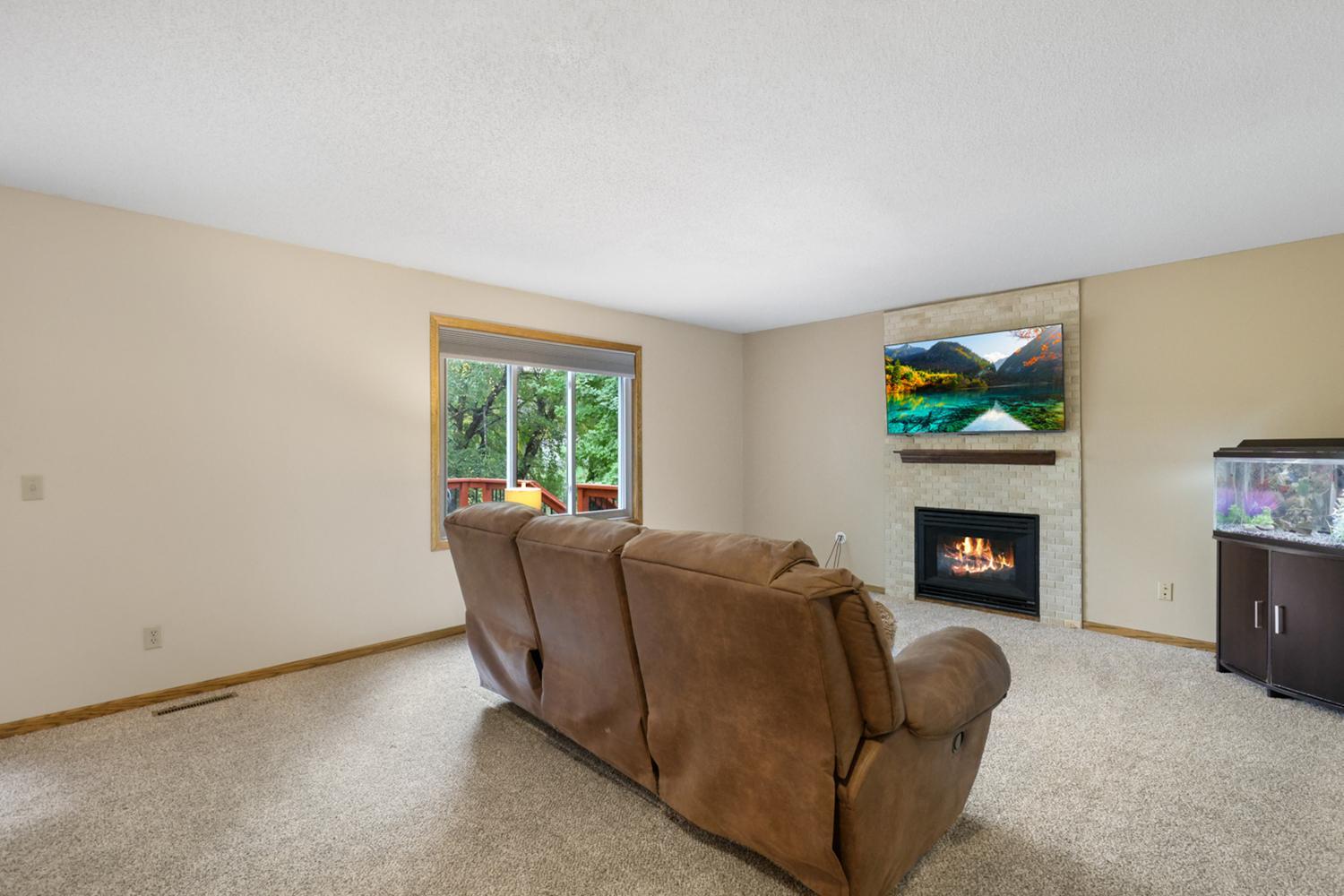View of Residential at 1001 Forest Glen Court, Burnsville MN 55337, Burnsville (25 of 37) - Mike Wilen | Minnesota Team Real Estate
