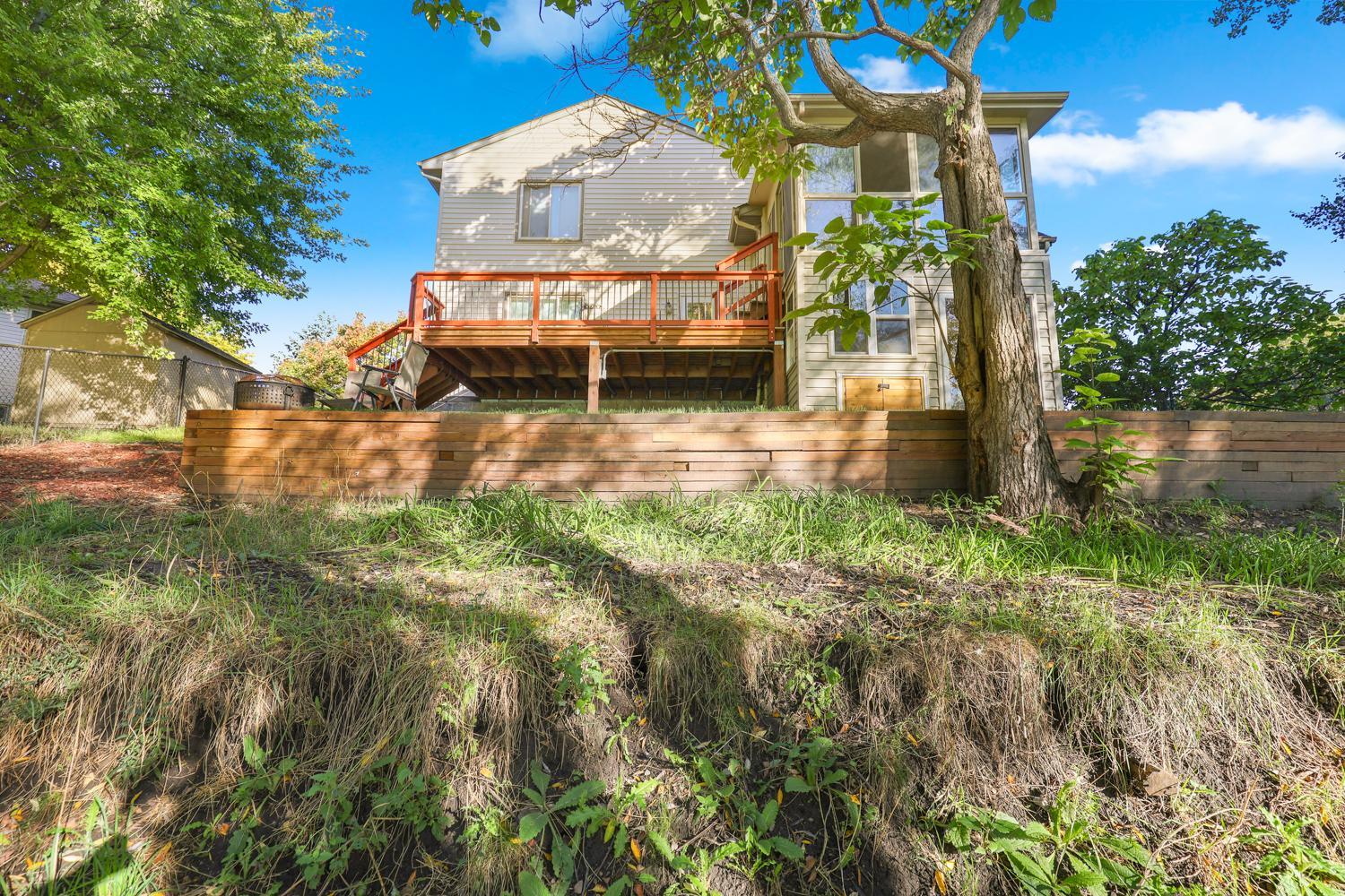 View of Residential at 1001 Forest Glen Court, Burnsville MN 55337, Burnsville (36 of 37) - Mike Wilen | Minnesota Team Real Estate