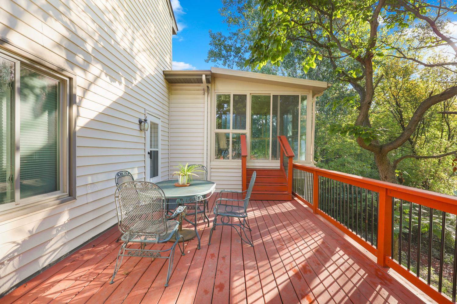 View of Residential at 1001 Forest Glen Court, Burnsville MN 55337, Burnsville (35 of 37) - Mike Wilen | Minnesota Team Real Estate