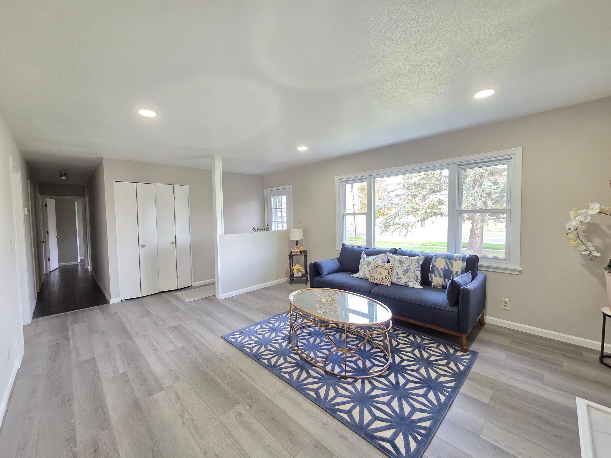 View of Residential at 5201 84th Street, Bloomington MN 55437, Bloomington (5 of 39) - Mike Wilen | Minnesota Team Real Estate