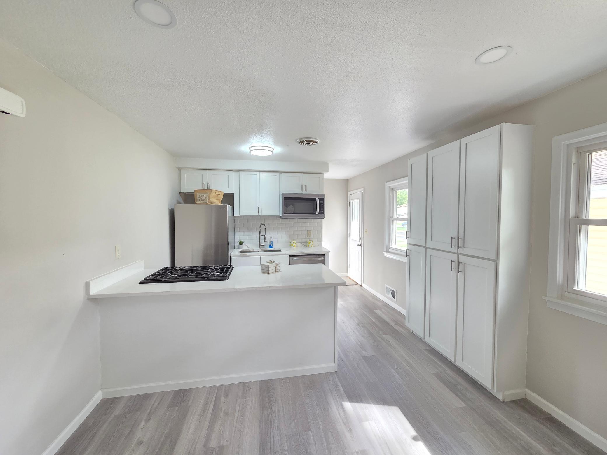View of Residential at 5201 84th Street, Bloomington MN 55437, Bloomington (14 of 39) - Mike Wilen | Minnesota Team Real Estate