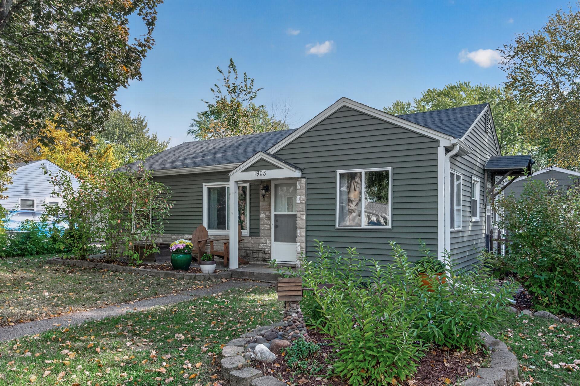 View of Single Family at 1908 Kathleen Drive, West Saint Paul - Mike Wilen | Minnesota Team Real Estate