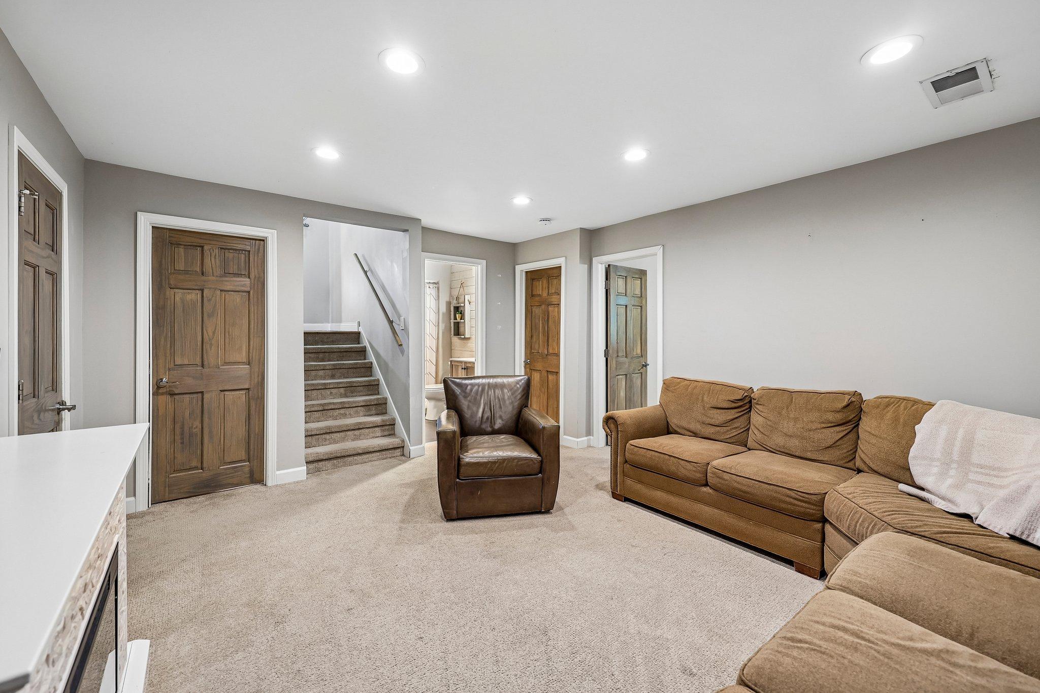 View of Residential at 18064 84th Avenue, Maple Grove MN 55311, Maple Grove (27 of 47) - Mike Wilen | Minnesota Team Real Estate