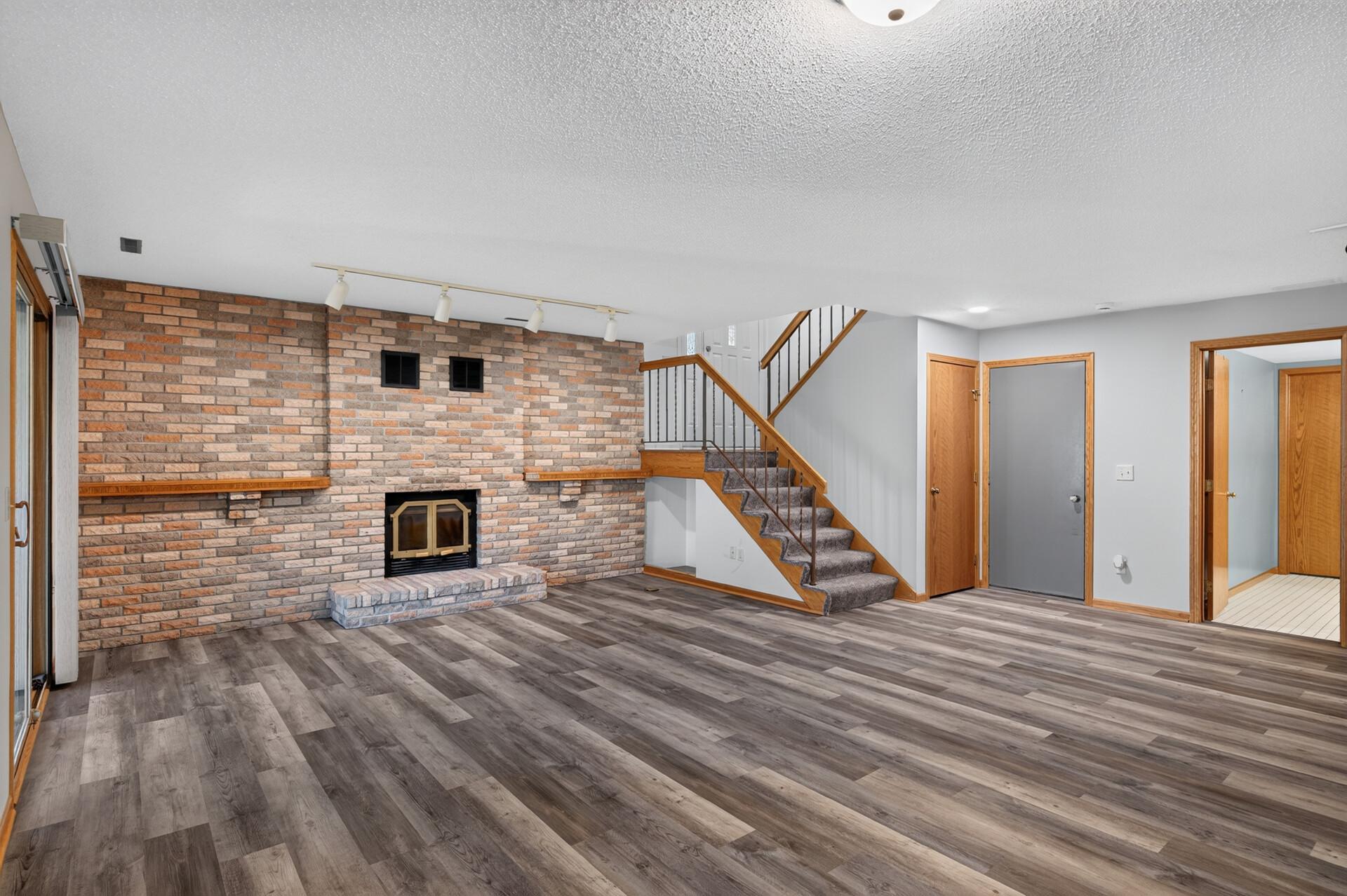 View of Residential at 11227 Xavier Circle, Bloomington MN 55437, Bloomington (38 of 53) - Mike Wilen | Minnesota Team Real Estate