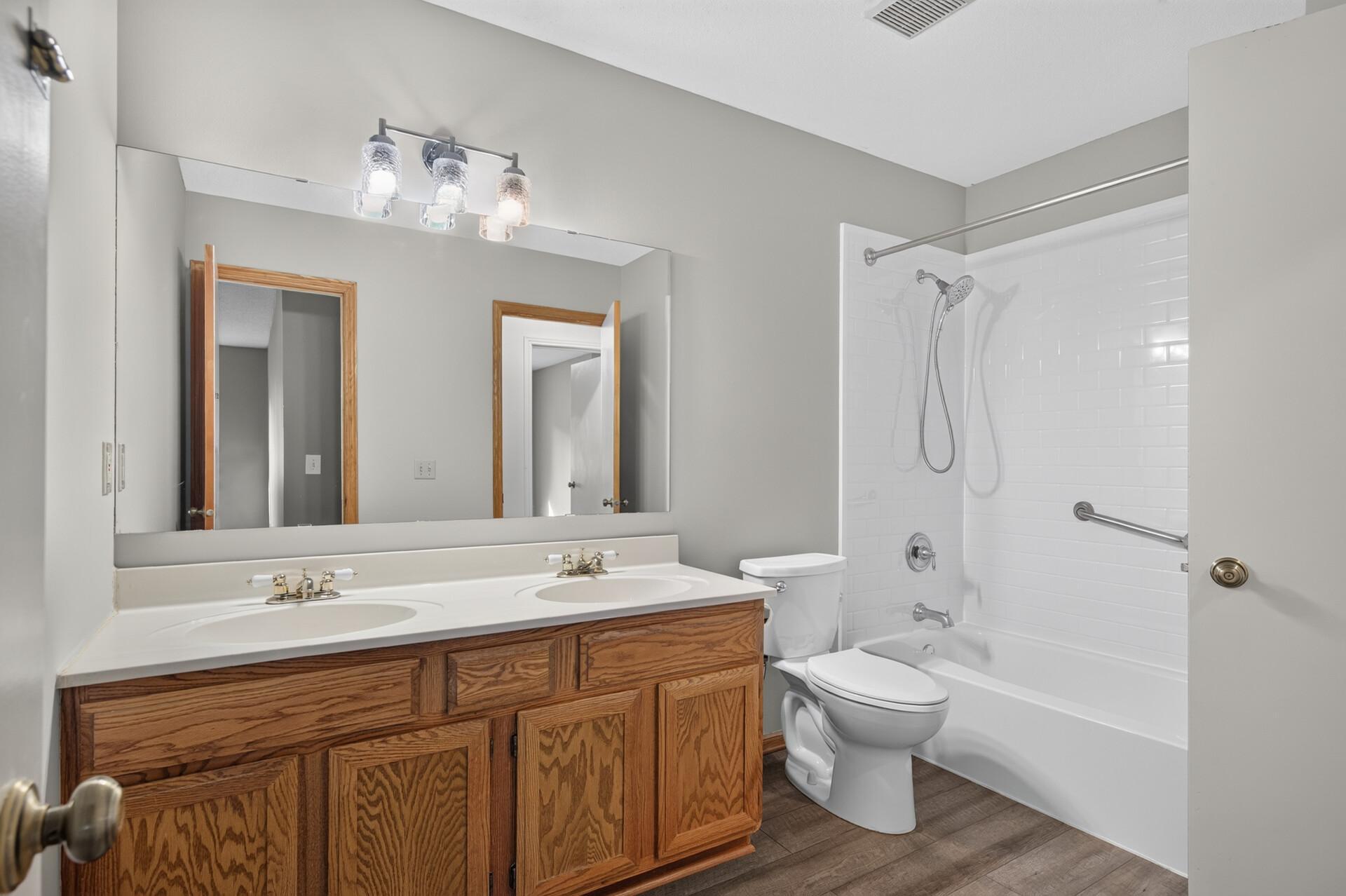 View of Residential at 11227 Xavier Circle, Bloomington MN 55437, Bloomington (33 of 53) - Mike Wilen | Minnesota Team Real Estate