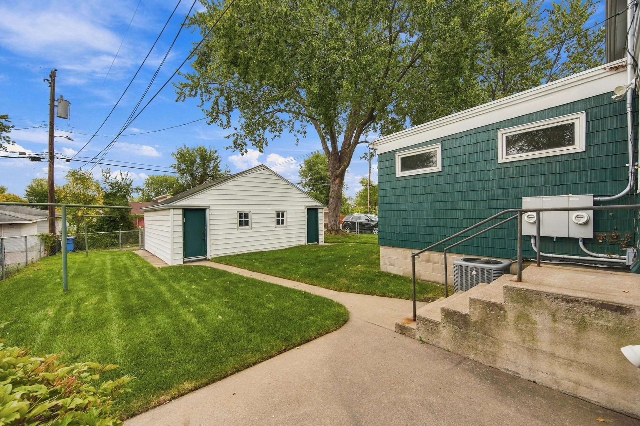 View of Residential Income at 5024 6th Street, Minneapolis MN 55430, Minneapolis (23 of 25) - Mike Wilen | Minnesota Team Real Estate